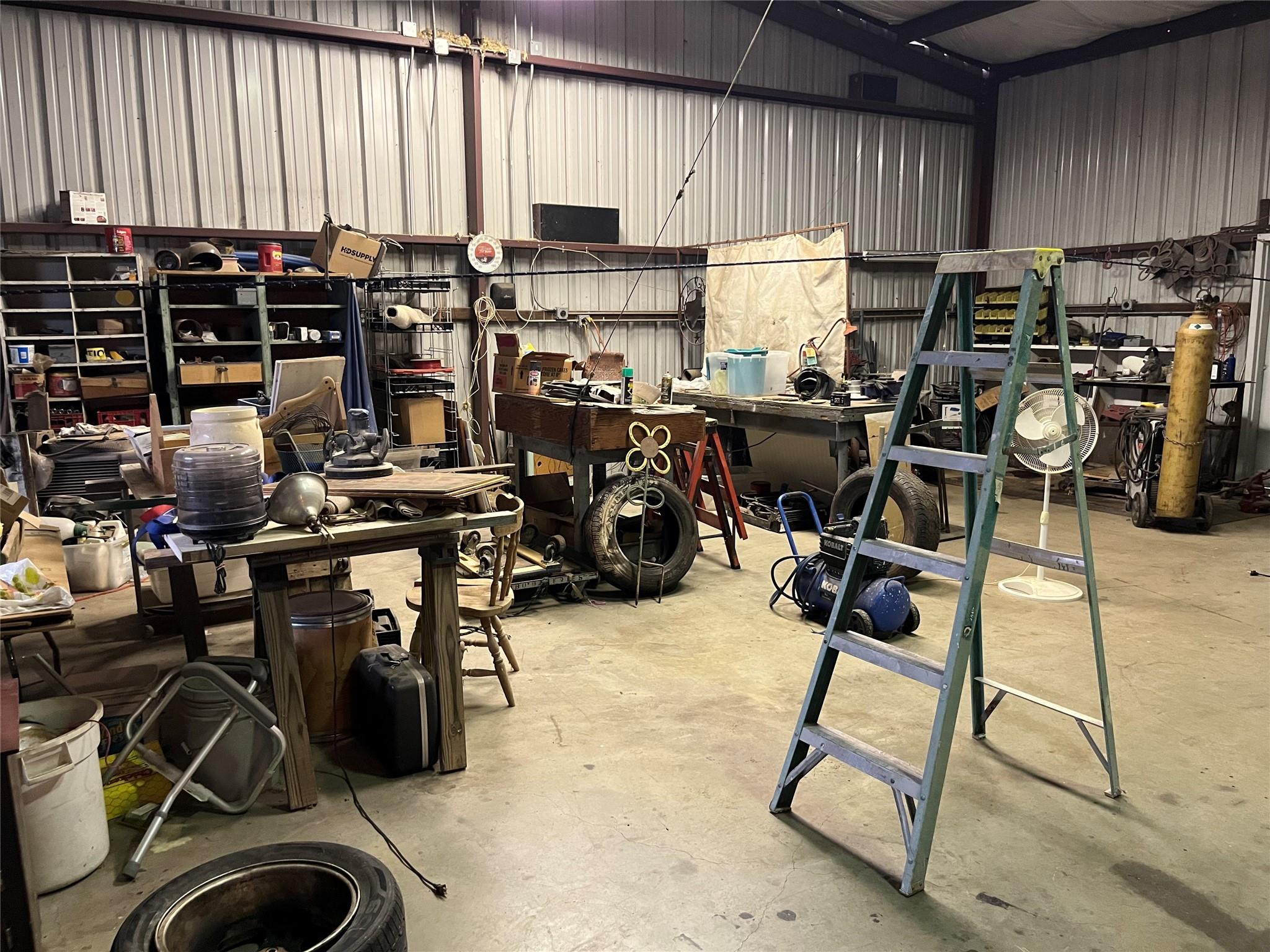 main property photo 34