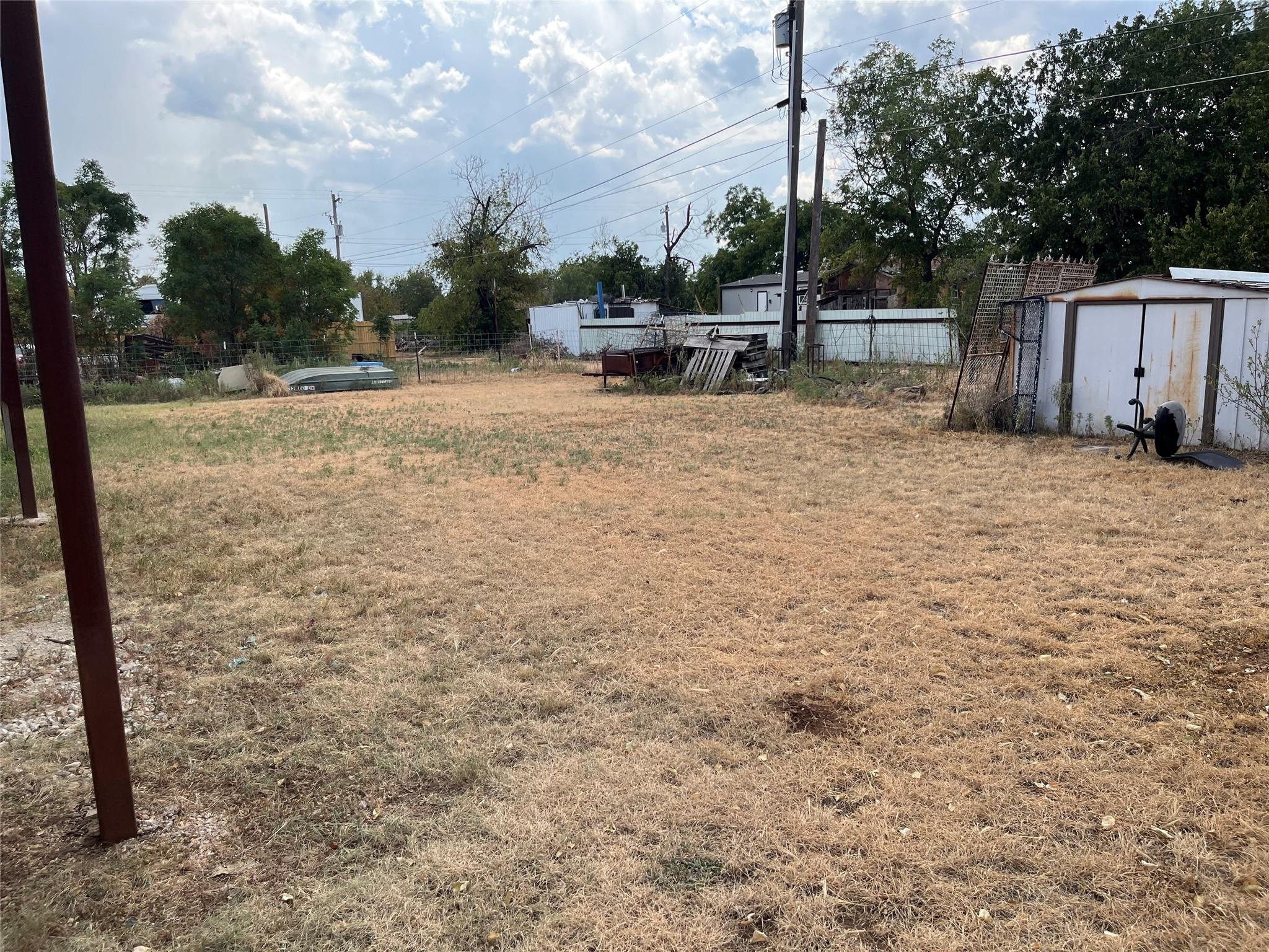 main property photo 7