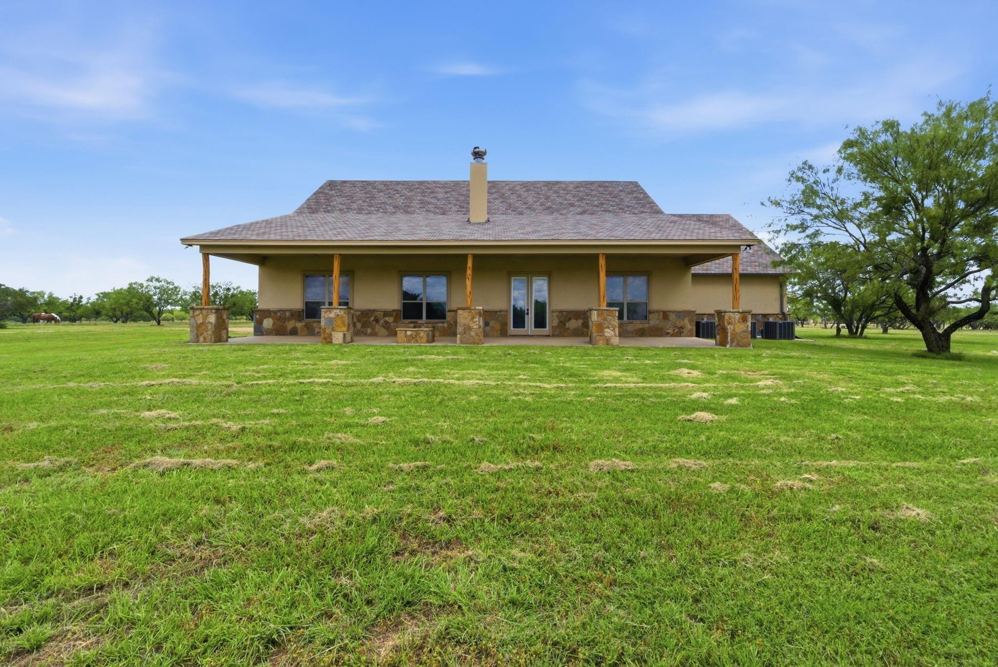 main property photo 32