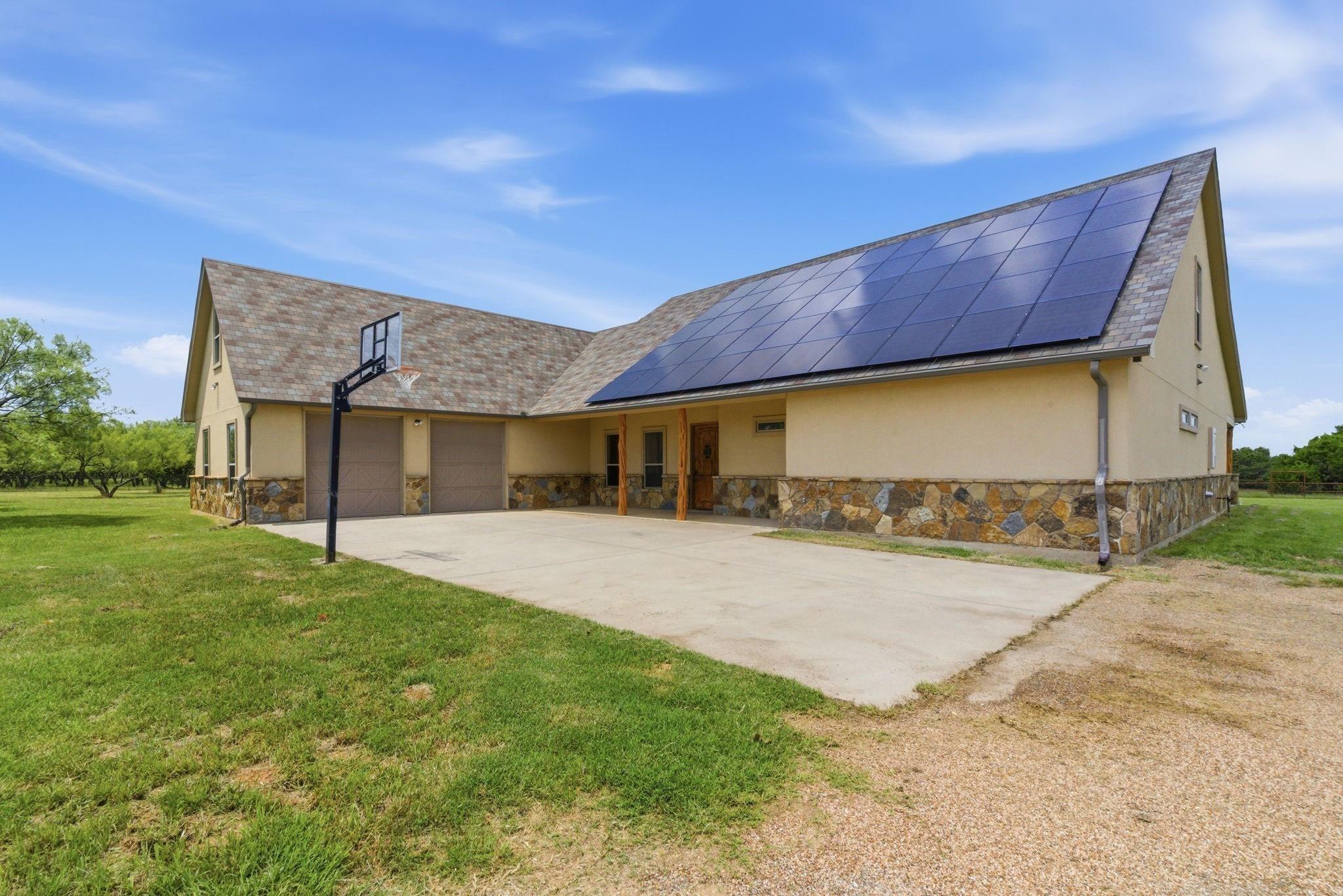 main property photo 37