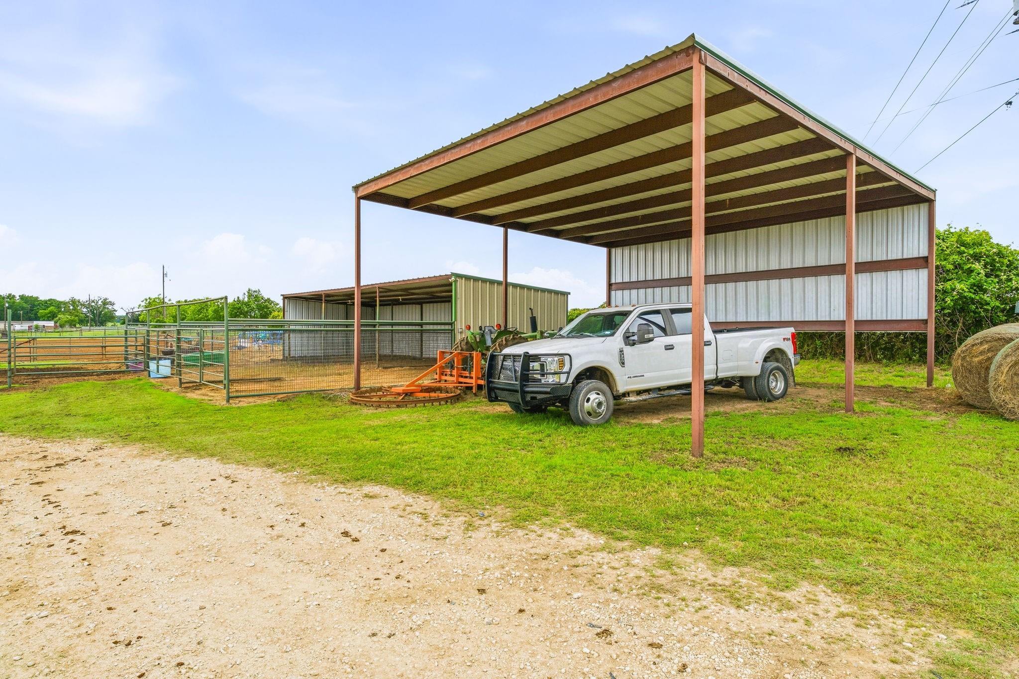 main property photo 26