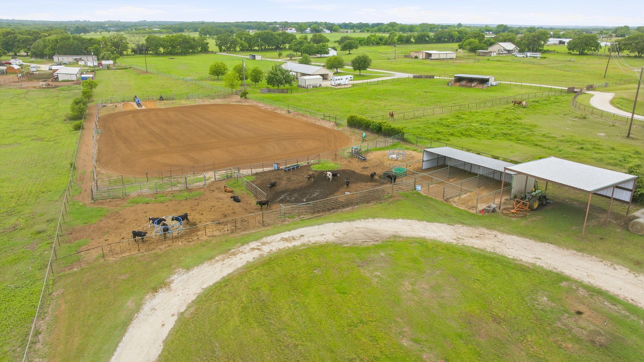 main property photo 31