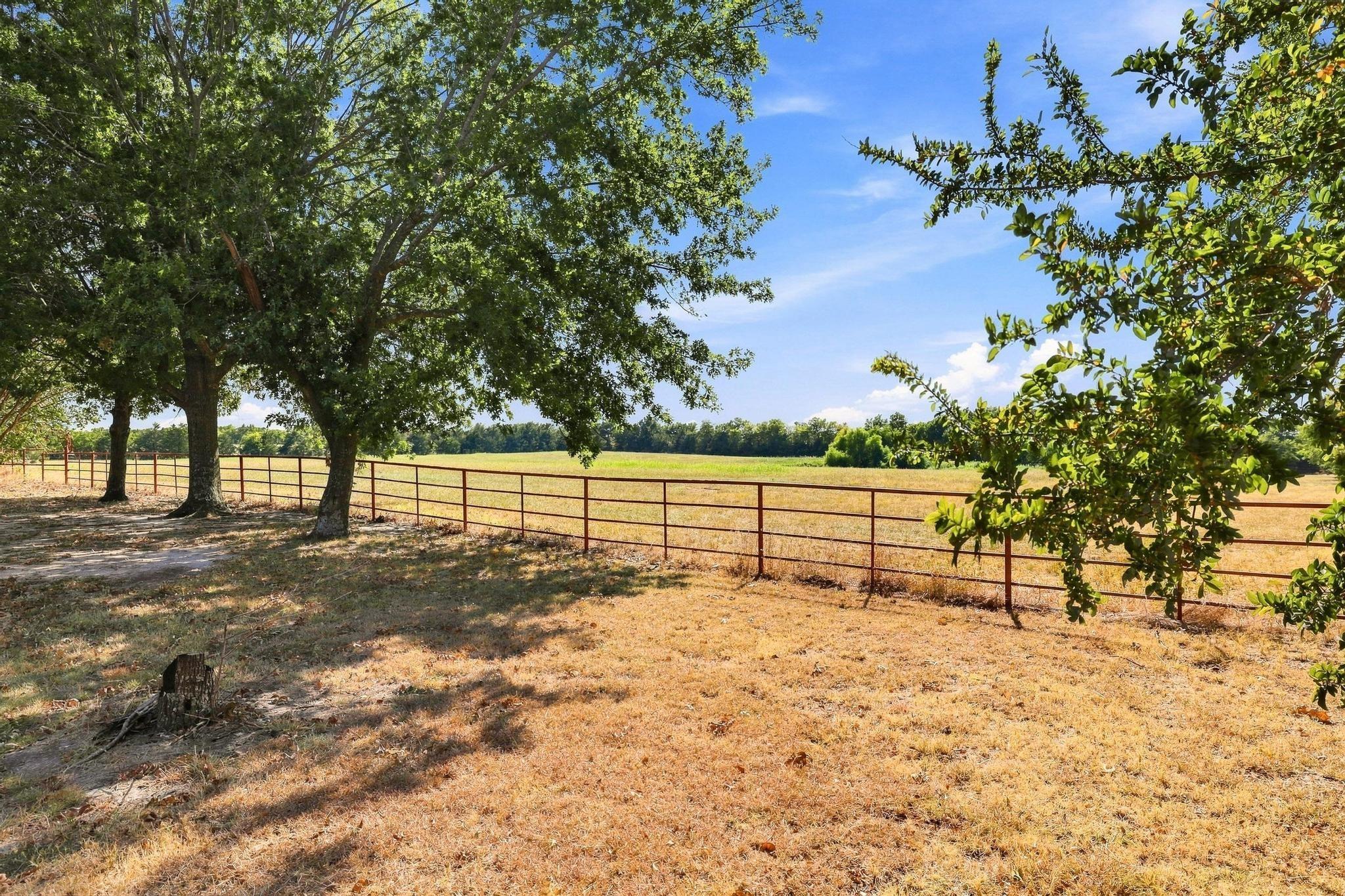 main property photo 21