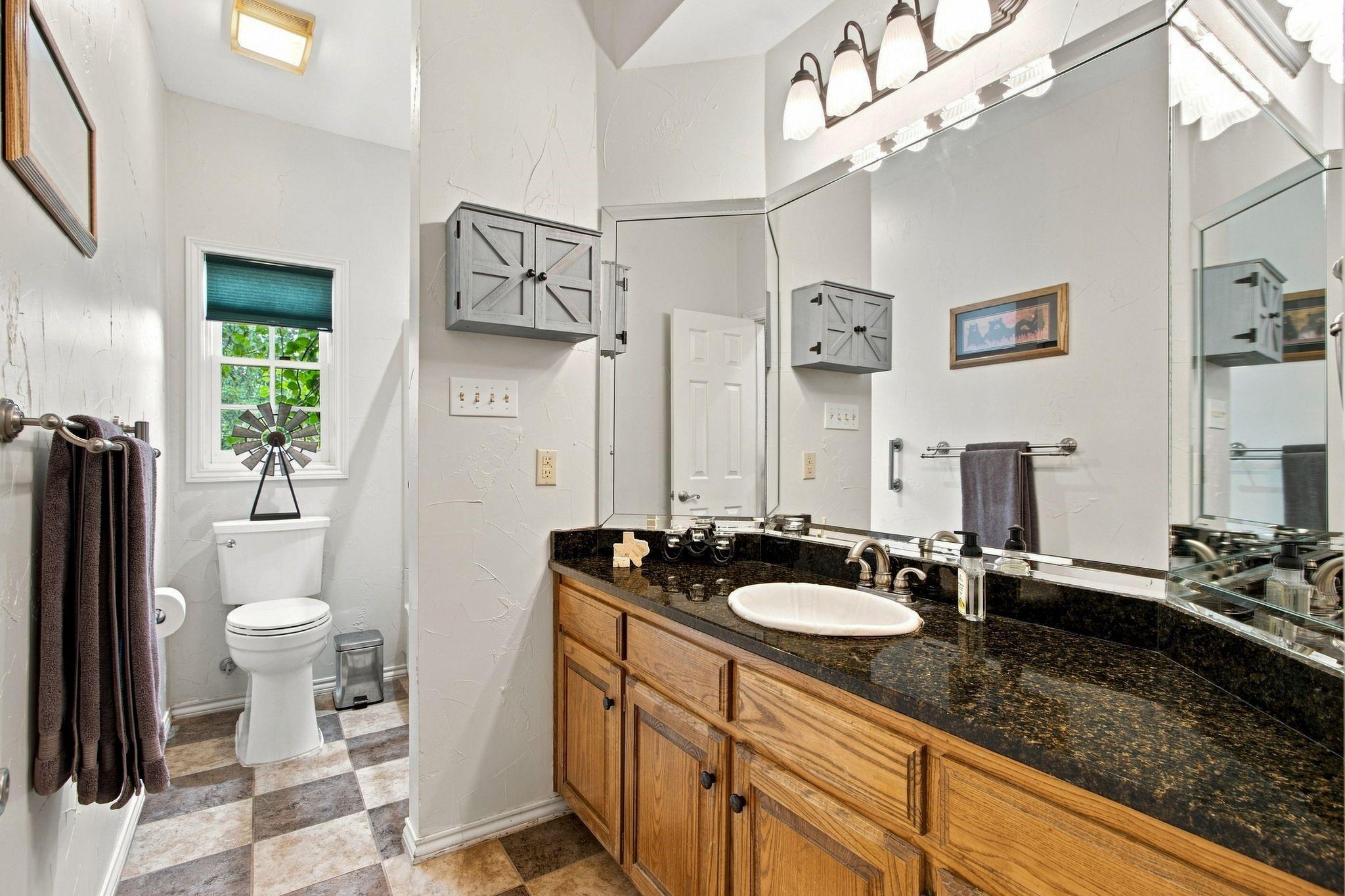 main property photo 16