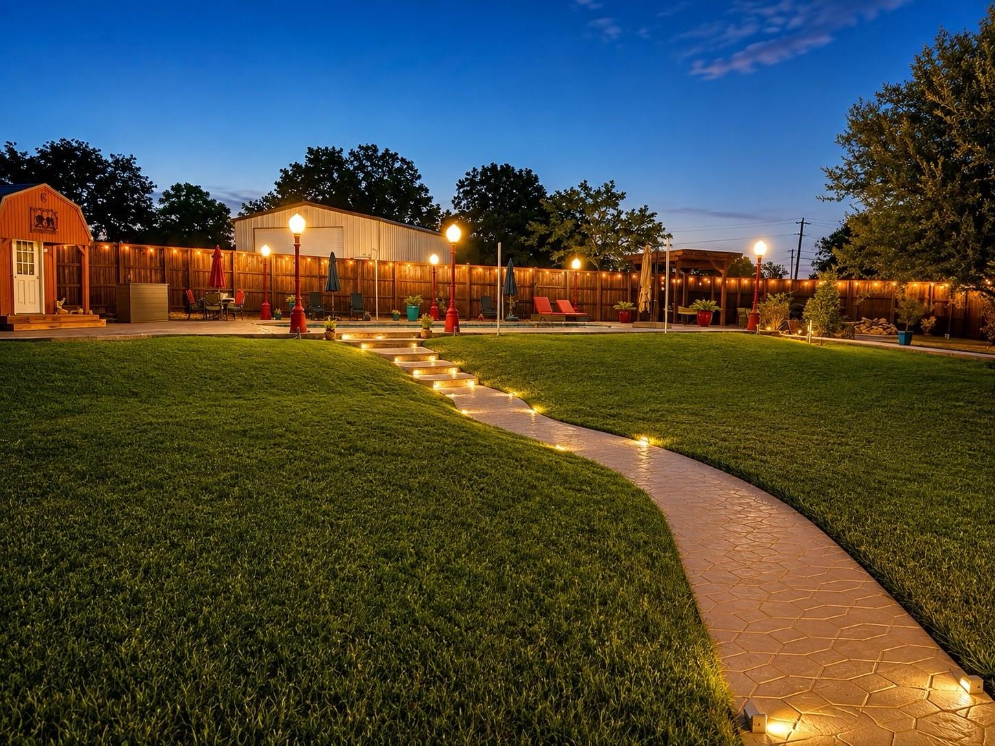 main property photo 24