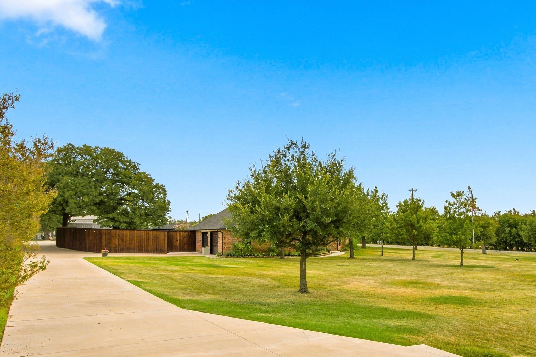 main property photo 37