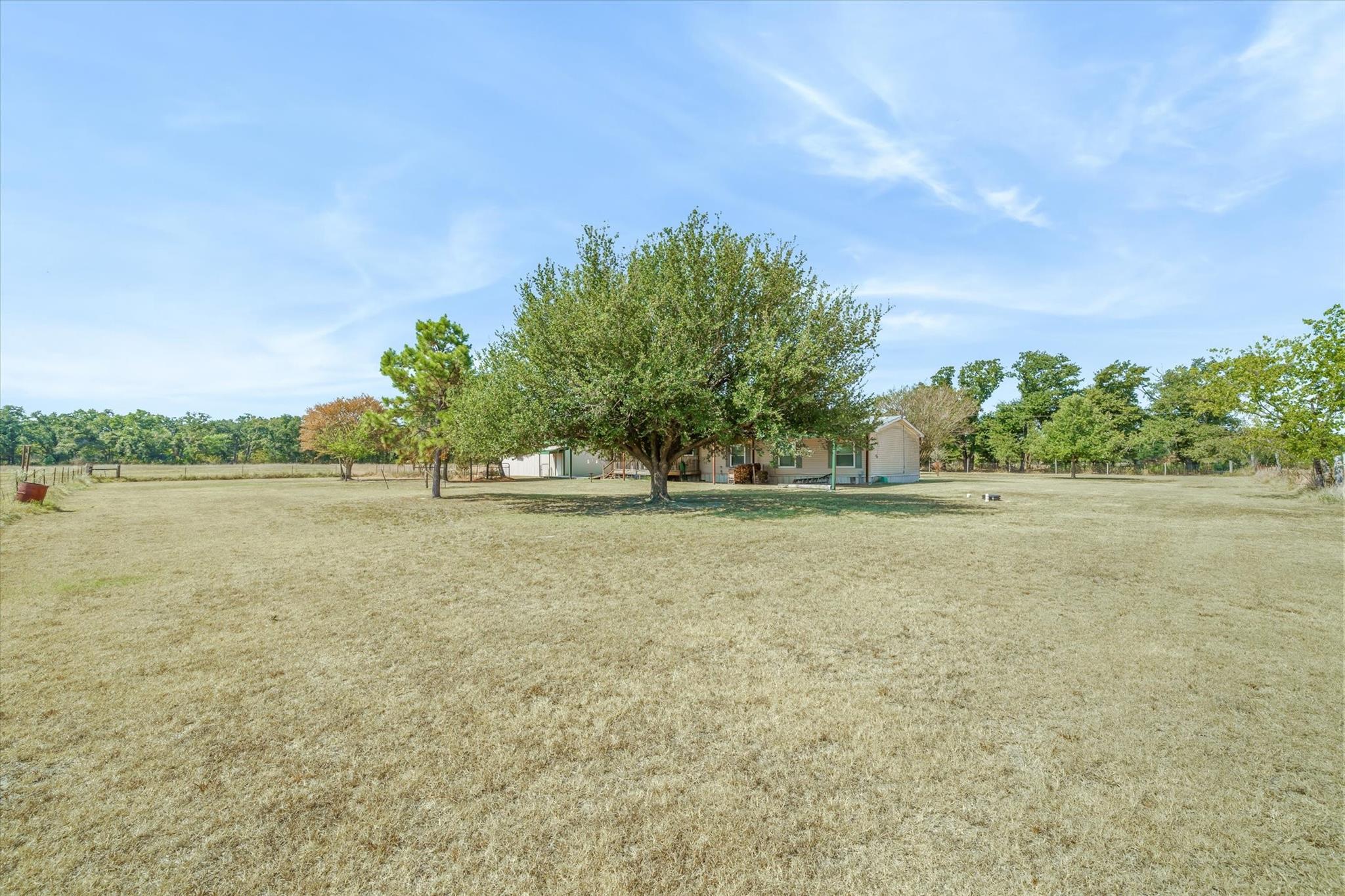 main property photo 27