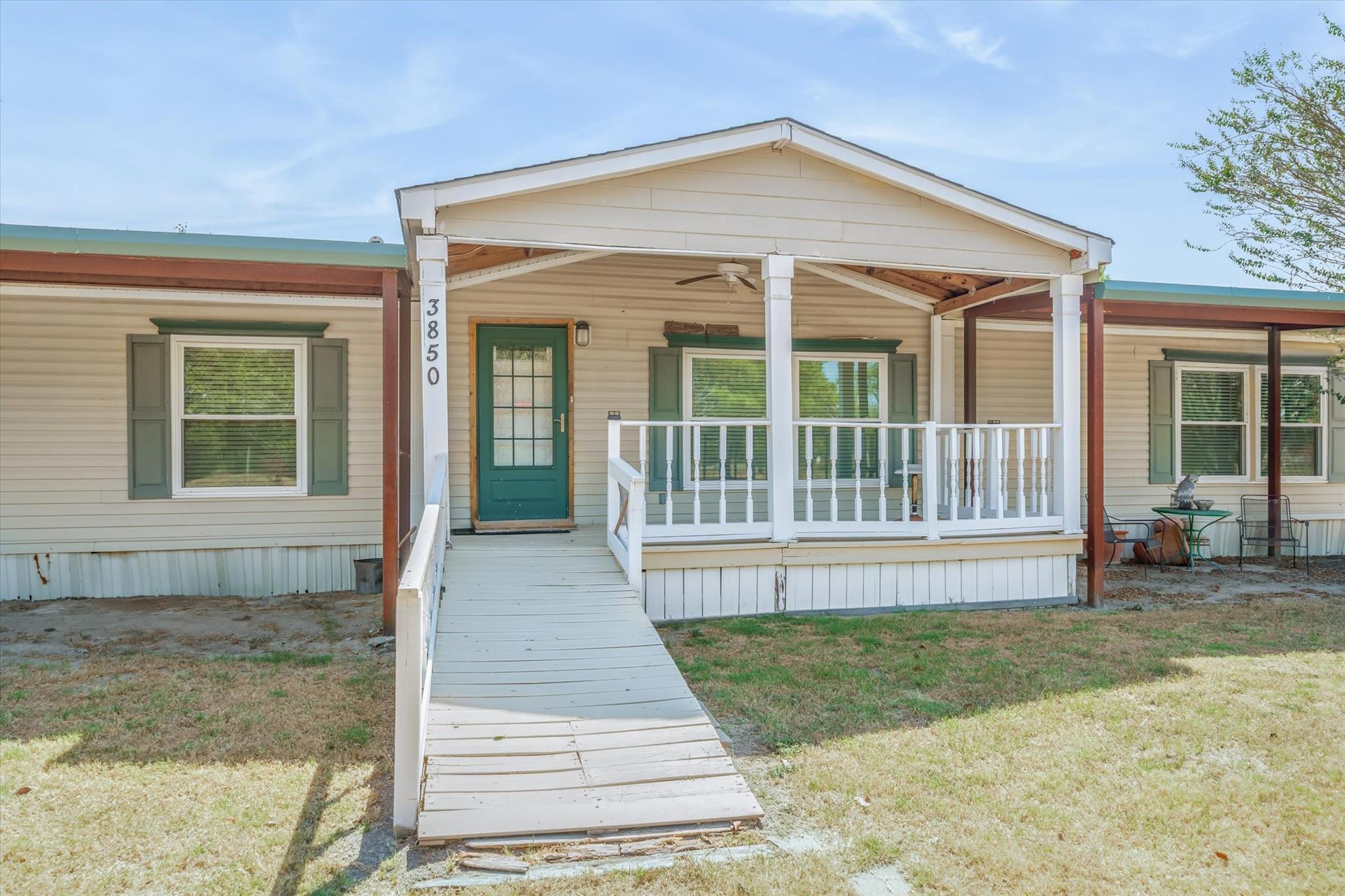 main property photo 39