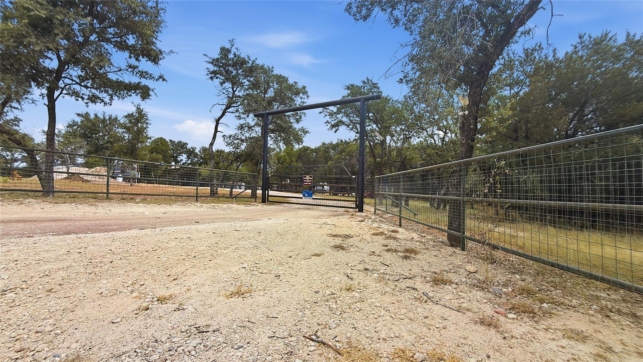 main property photo 29