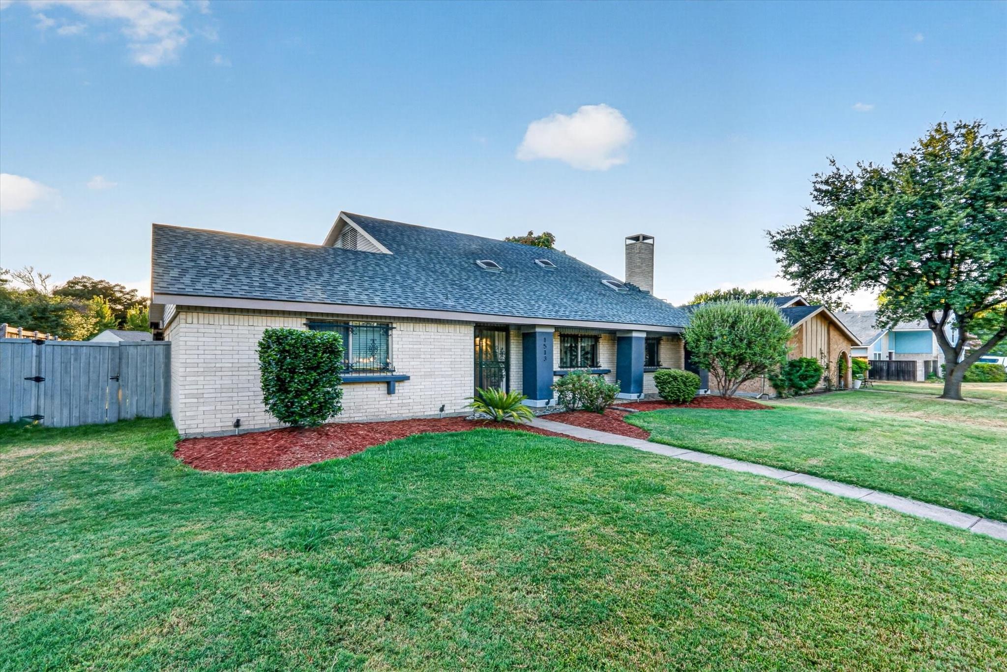 main property photo 37