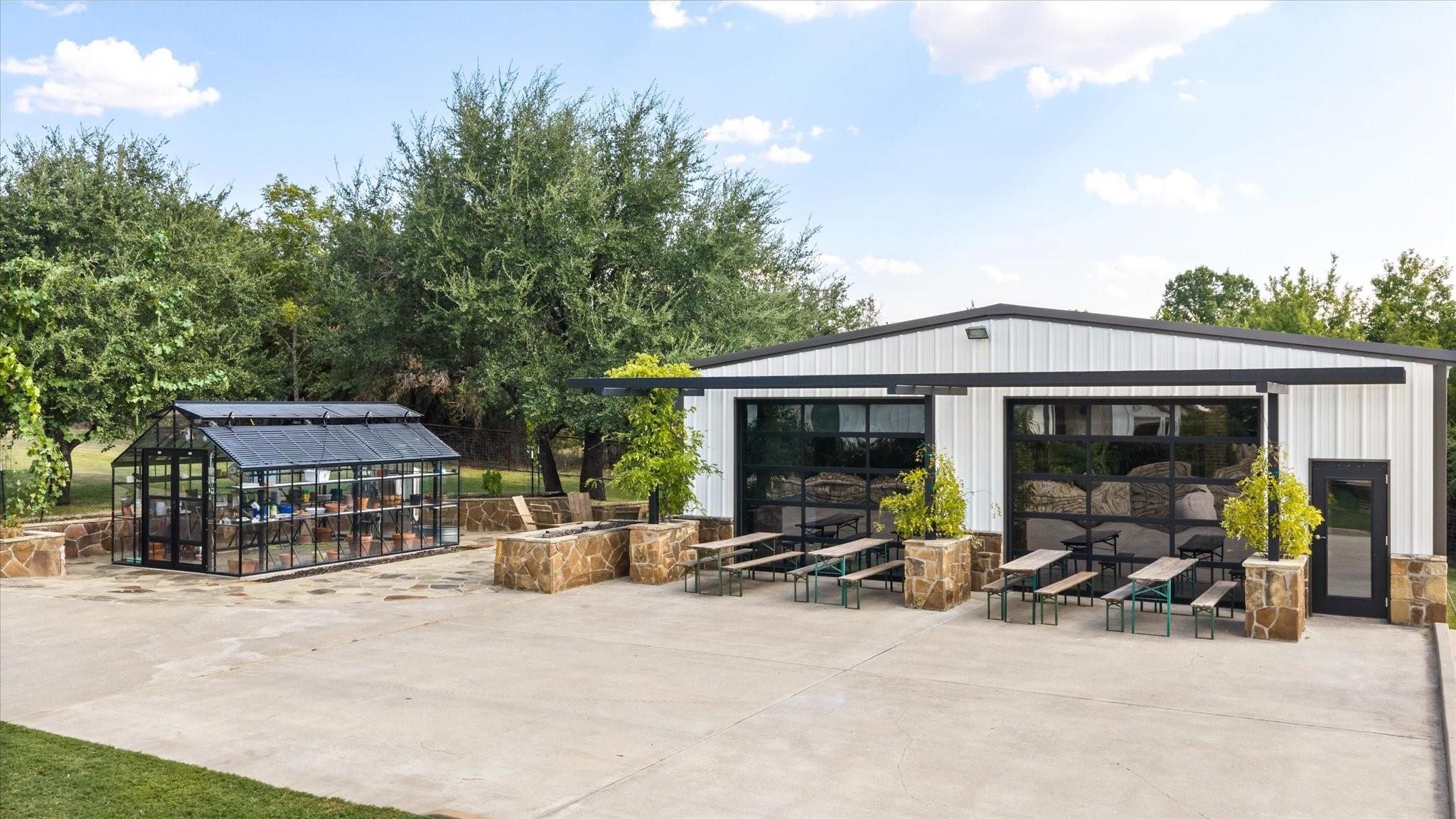 main property photo 34