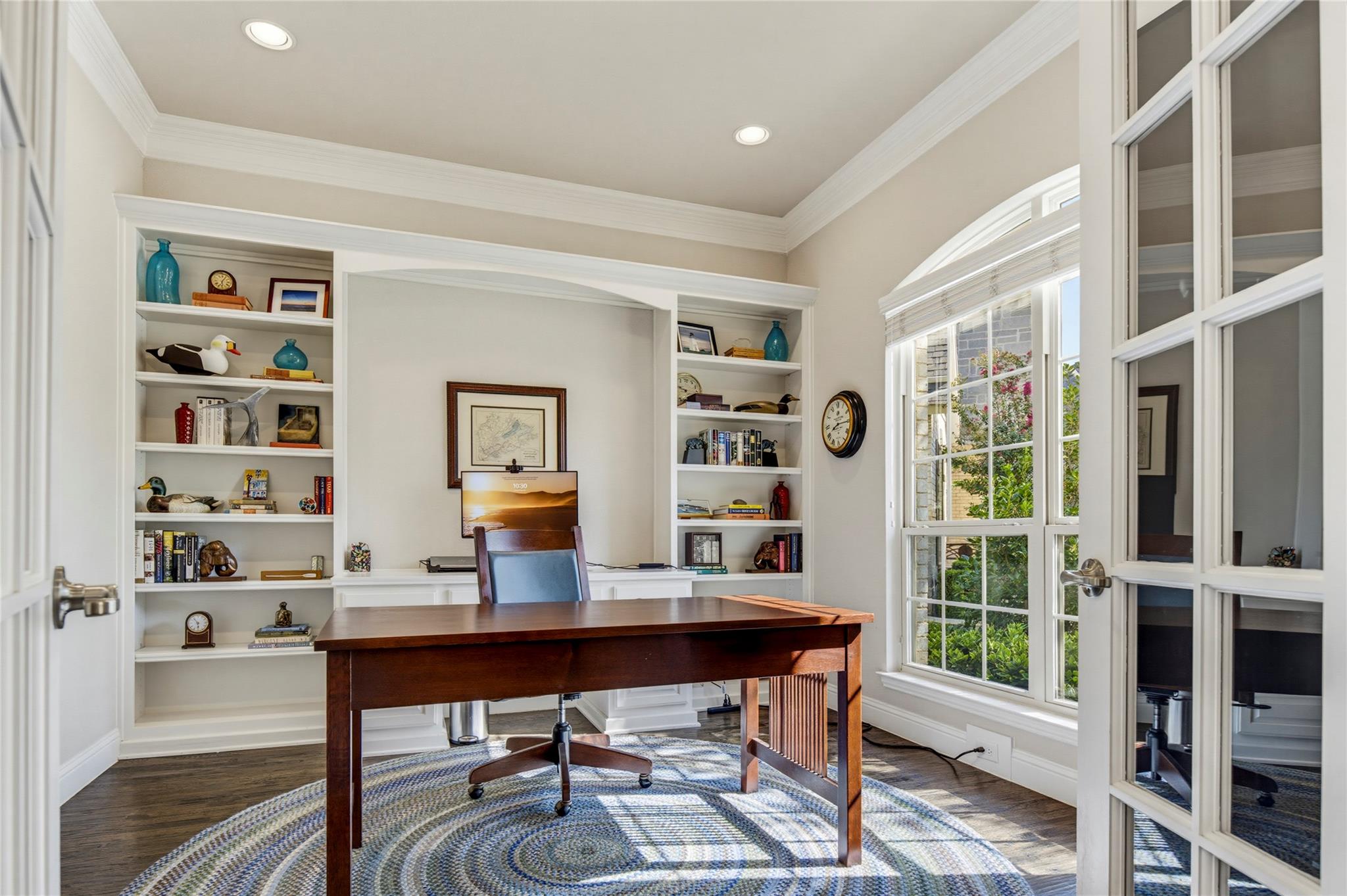 main property photo 6