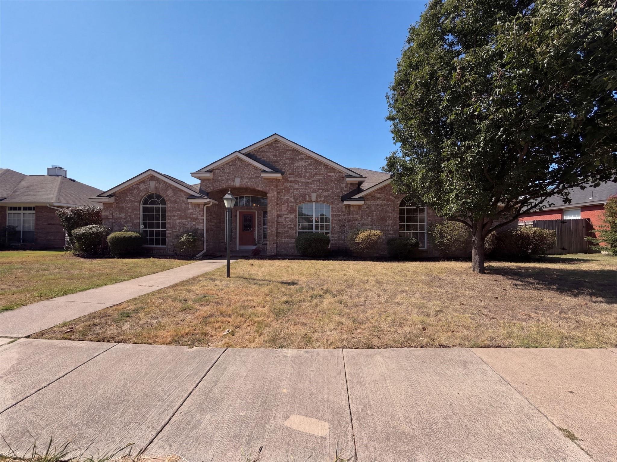 main property photo 0