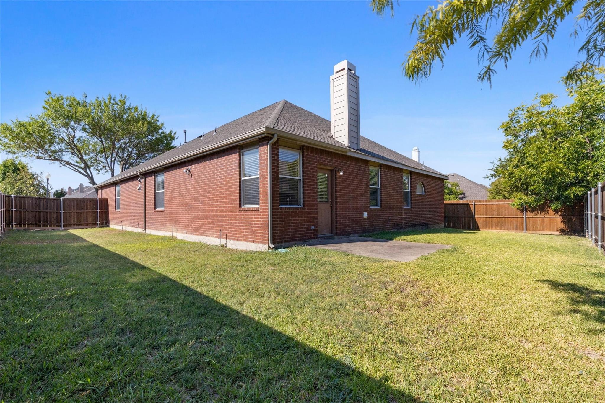 main property photo 21