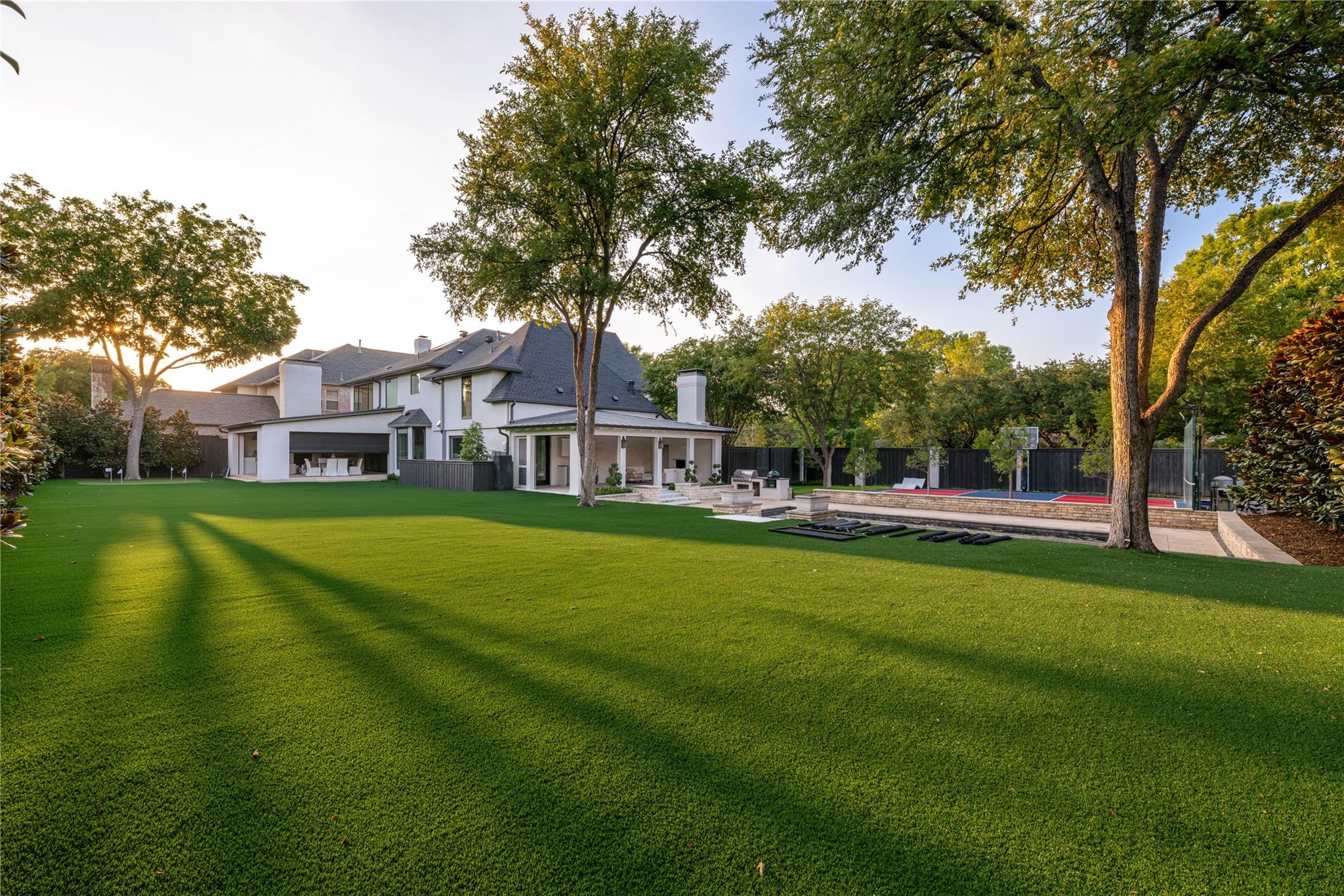 main property photo 33