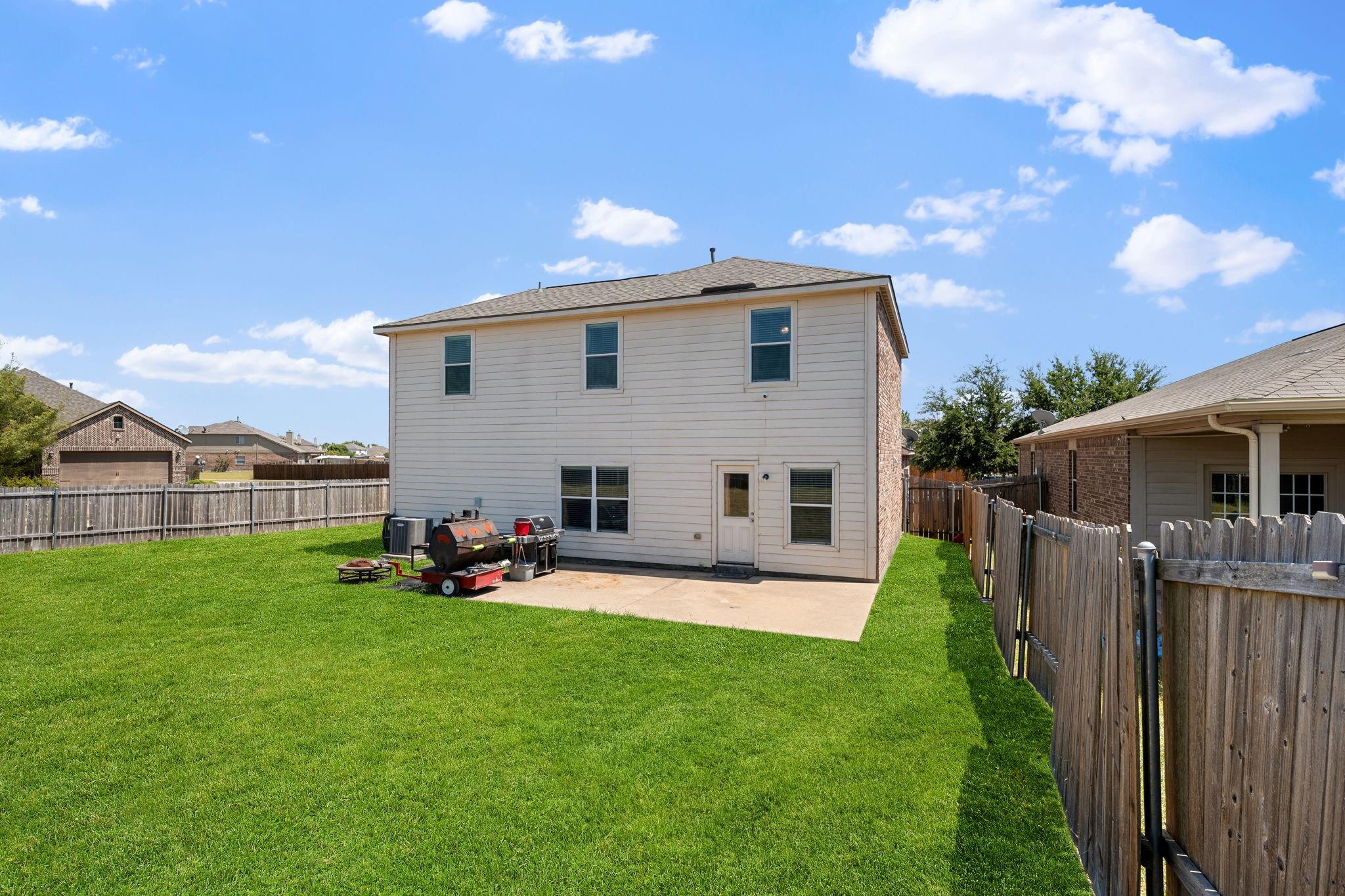 main property photo 25