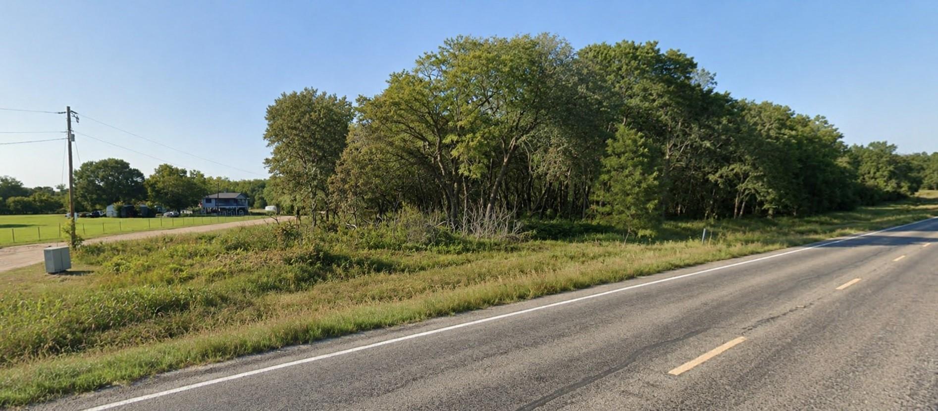 main property photo 3