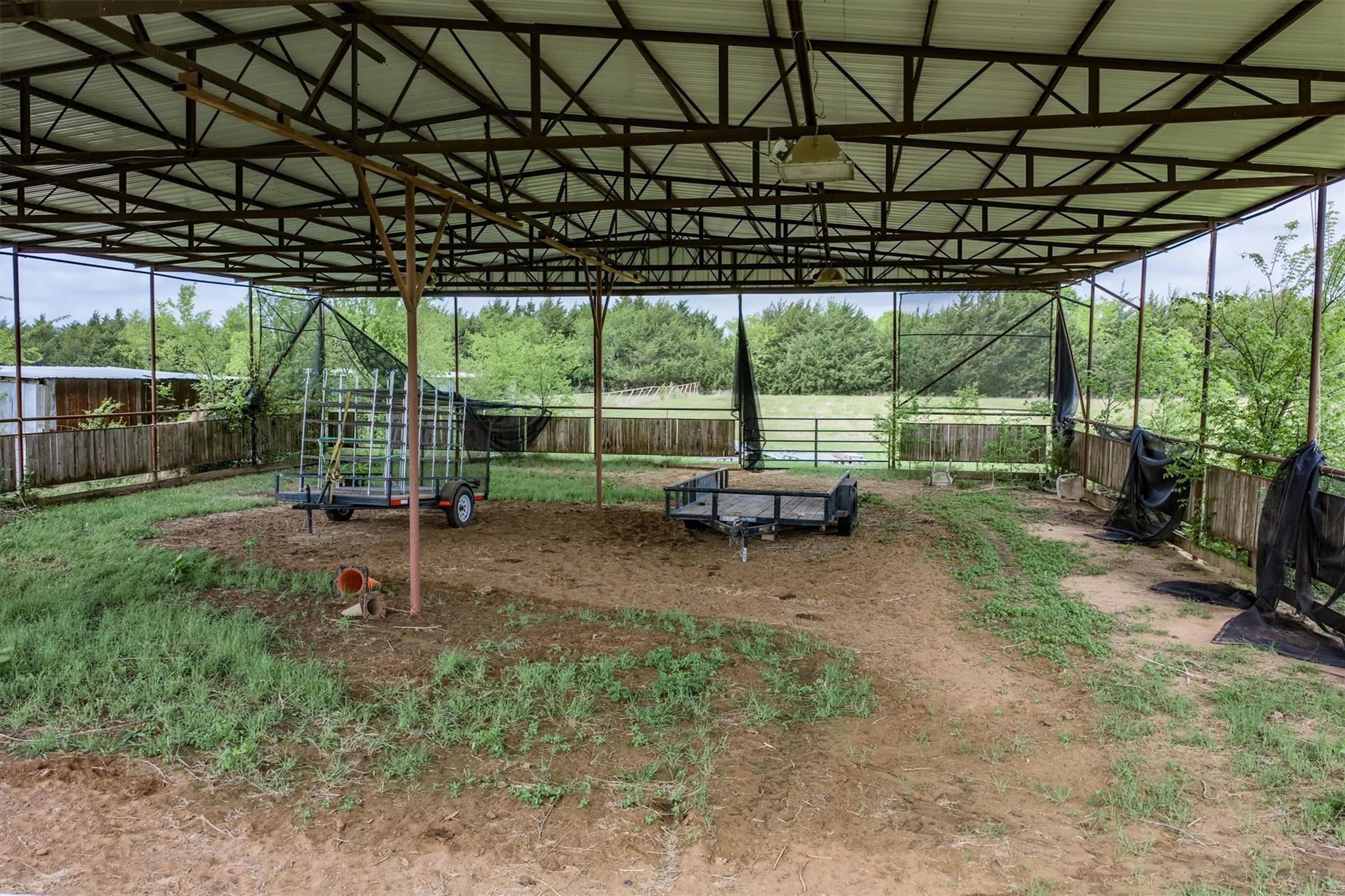 main property photo 21