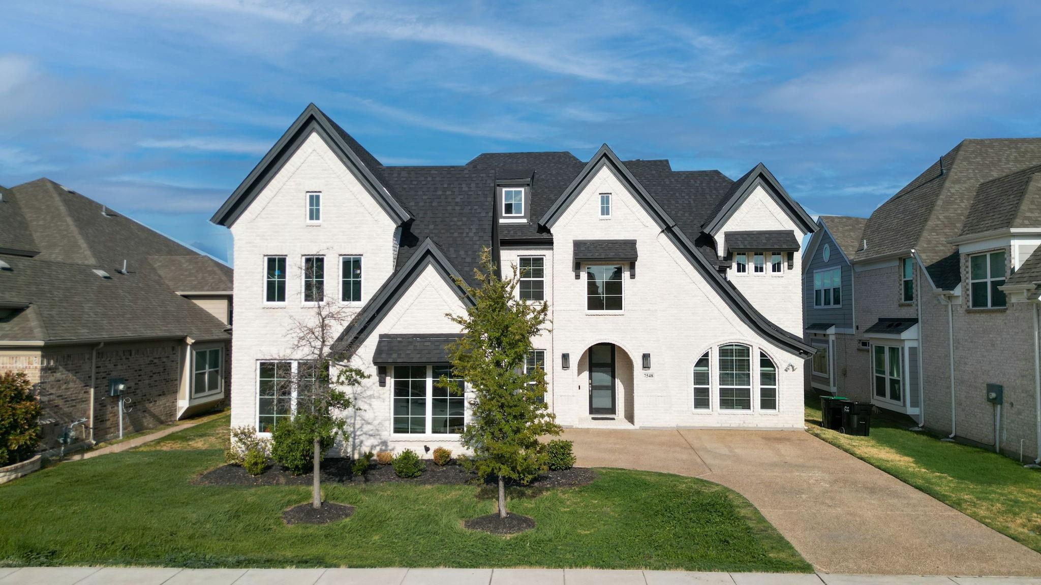 main property photo 0