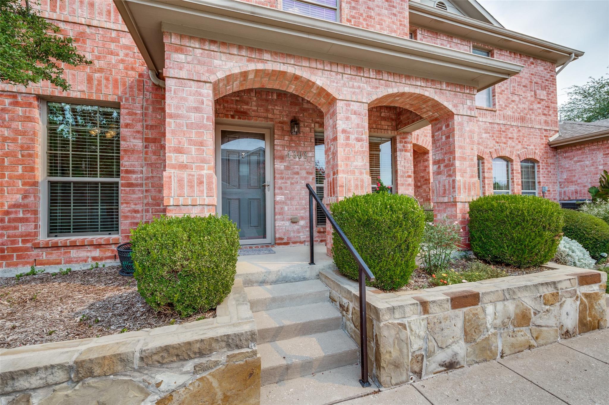 main property photo 24