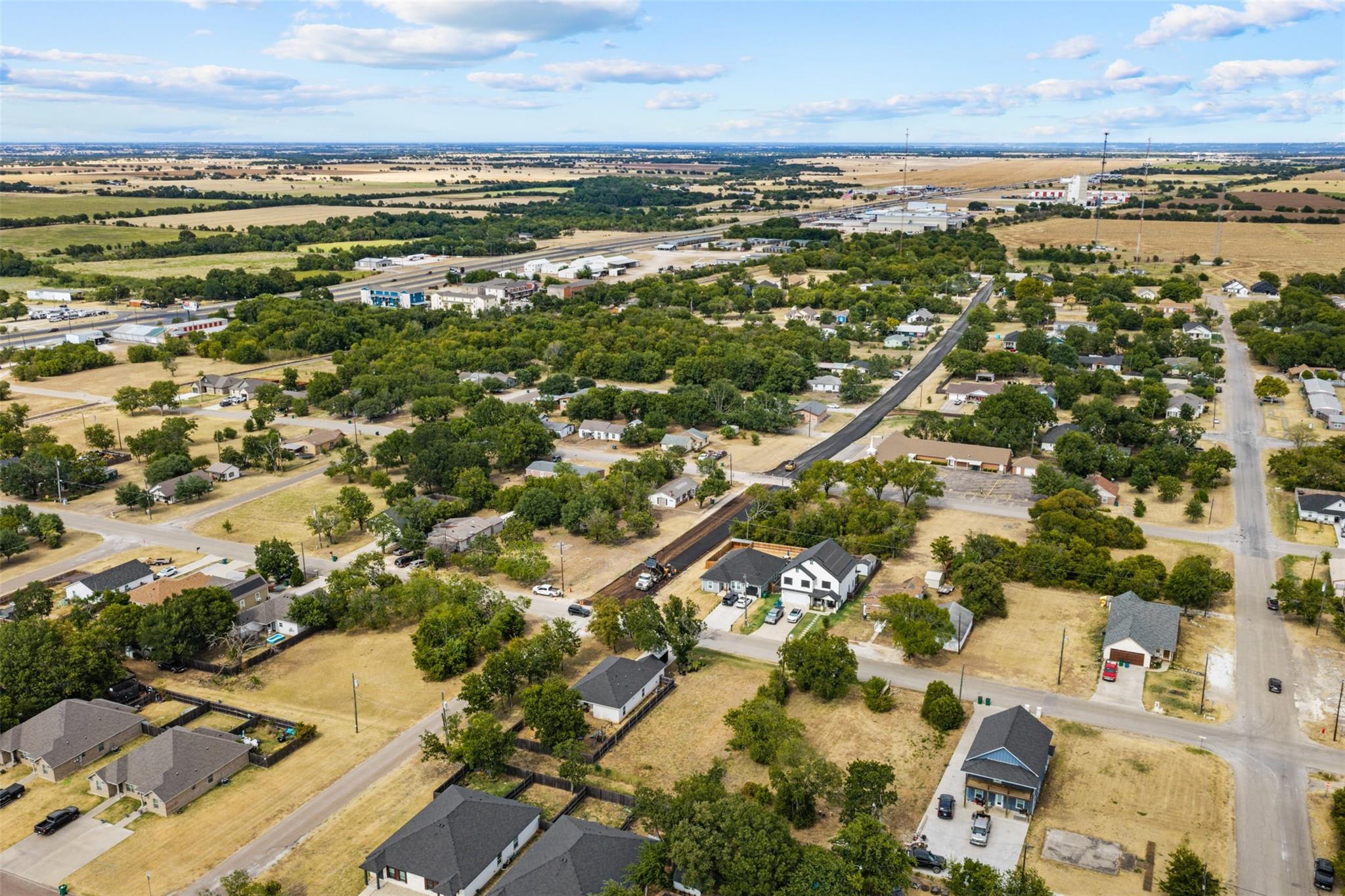 main property photo 11