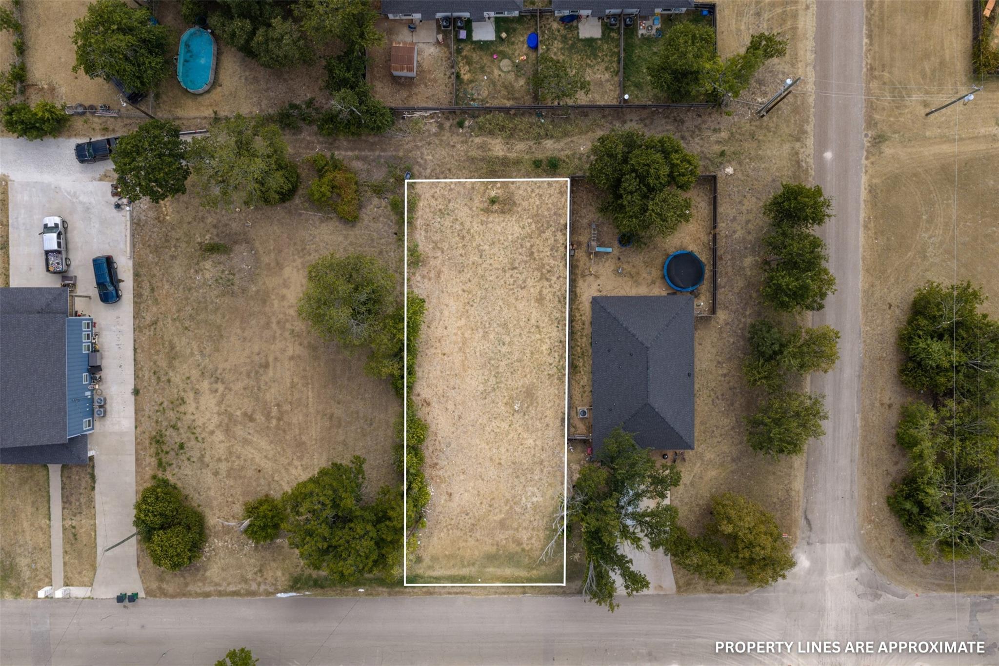 main property photo 6