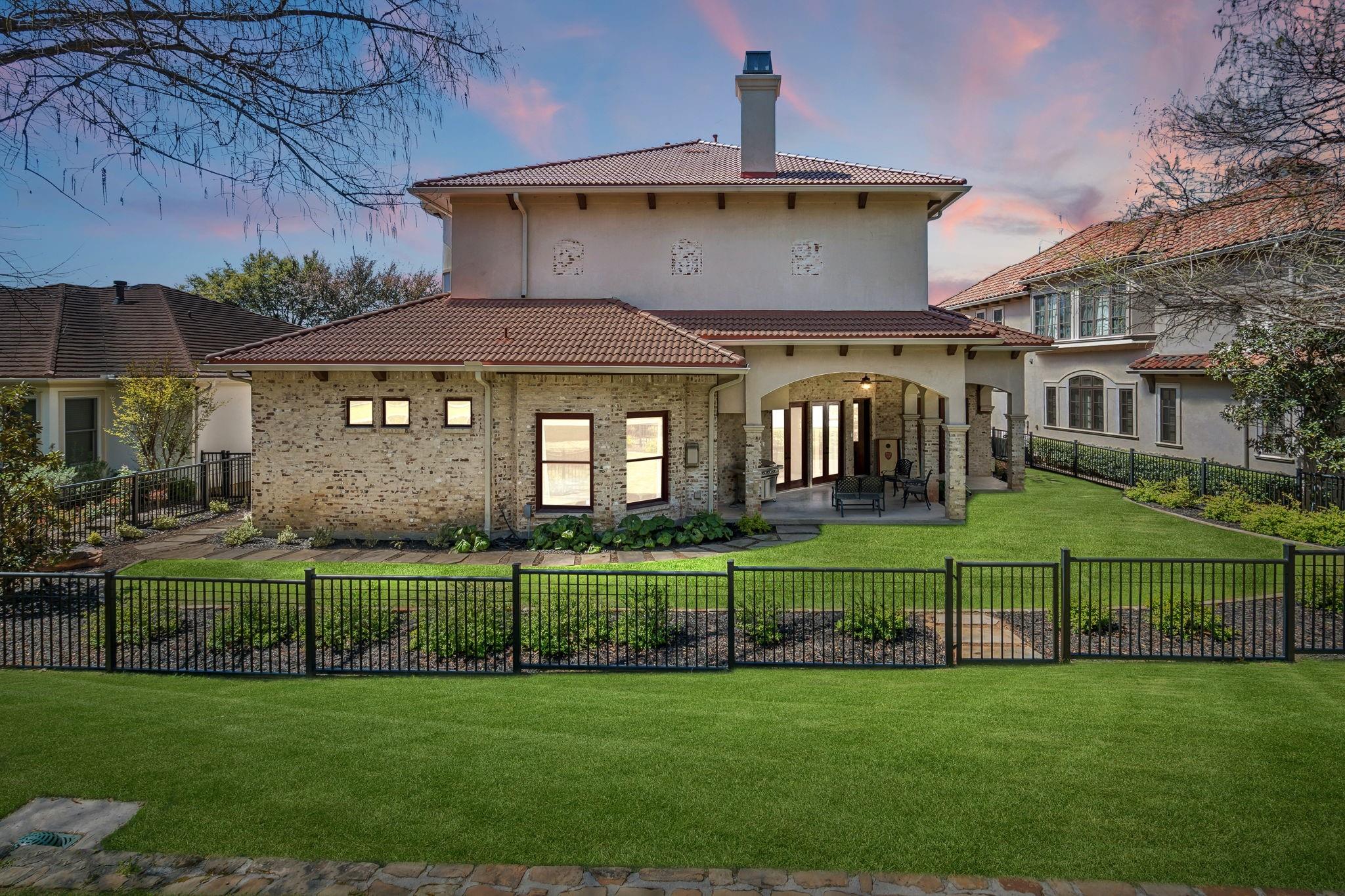 main property photo 36