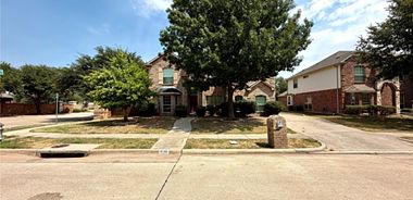 image of property with 6 Bed | 3 Bath | 3,831 Sqft