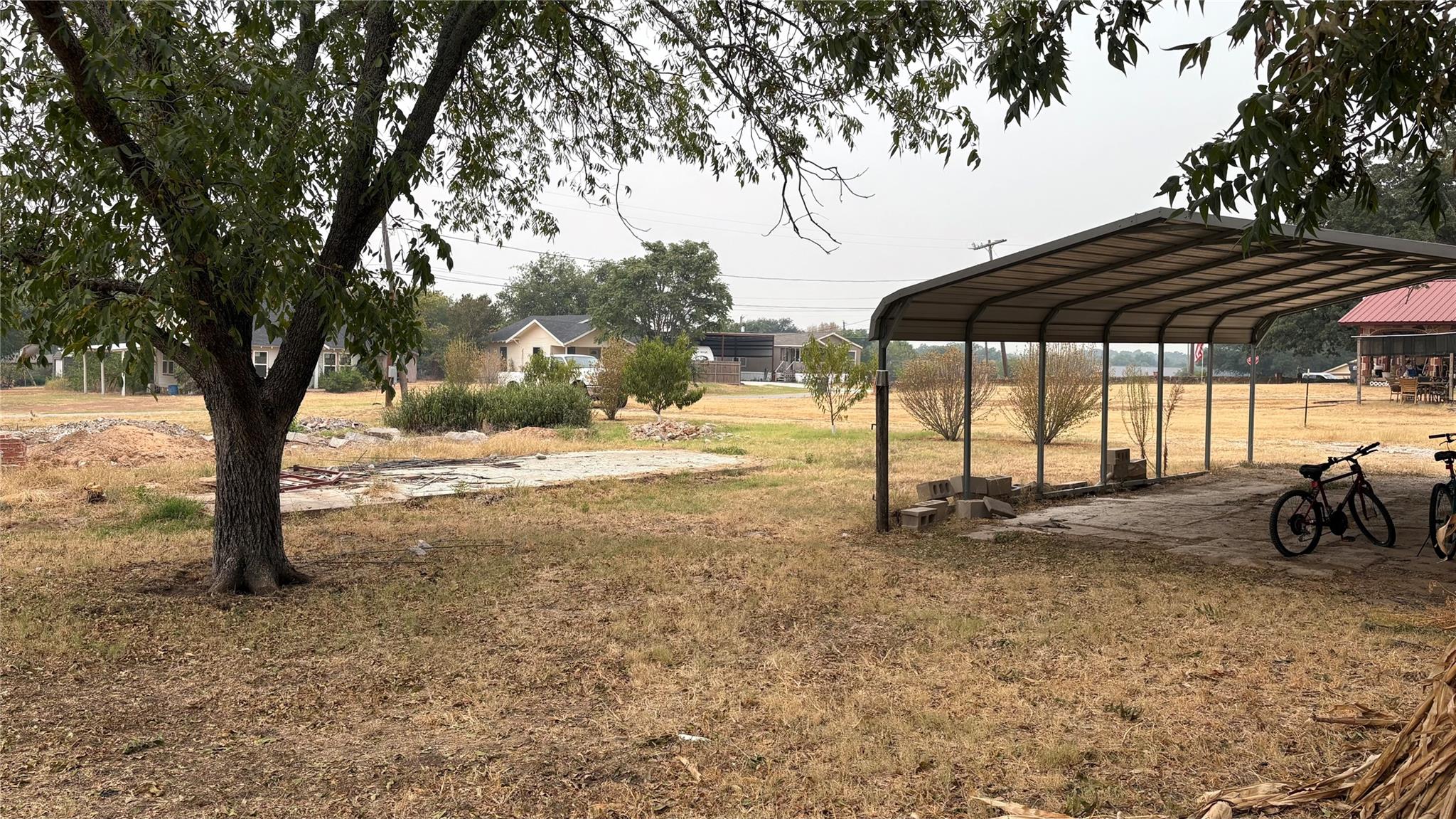 main property photo 7