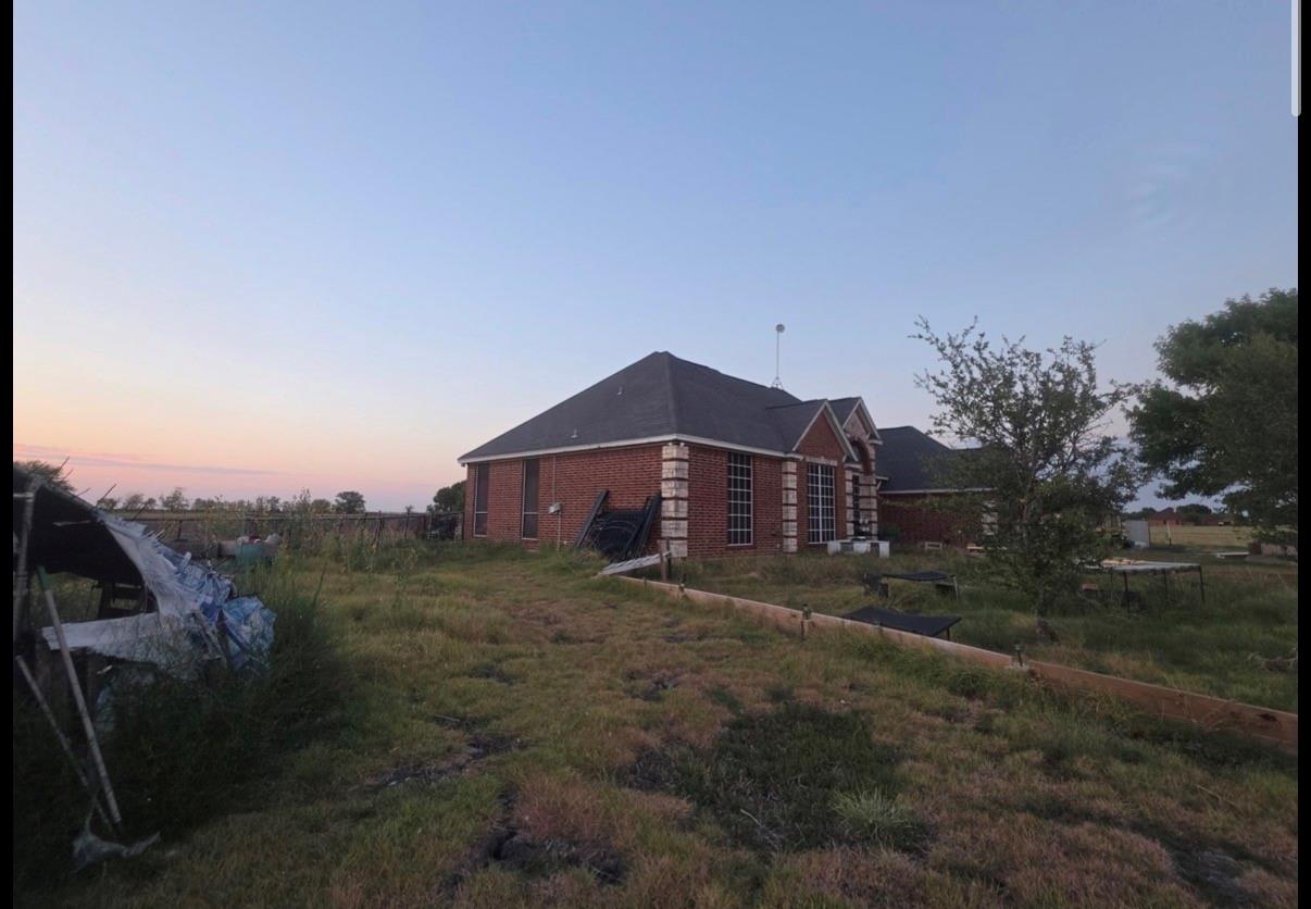 main property photo 7
