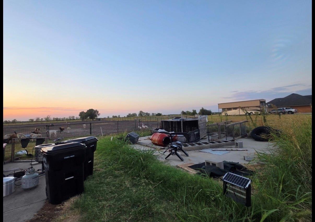 main property photo 8