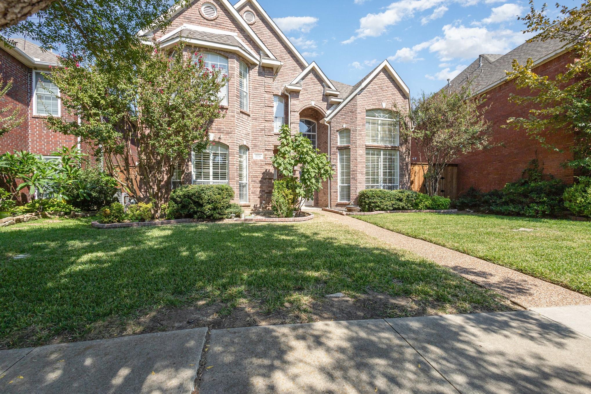 main property photo 6