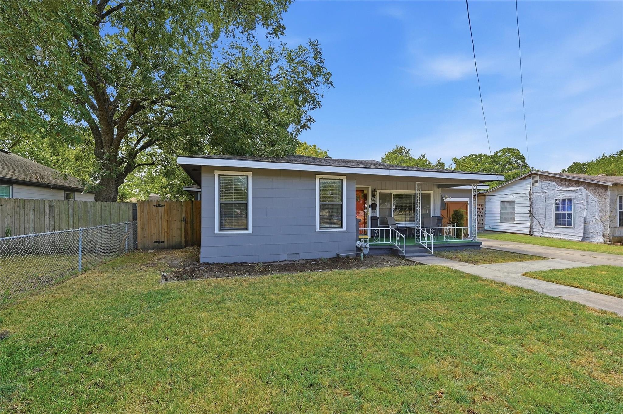 main property photo 2
