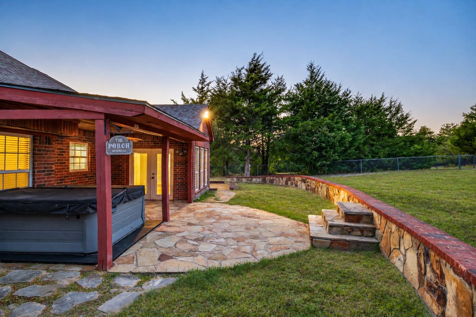 main property photo 22