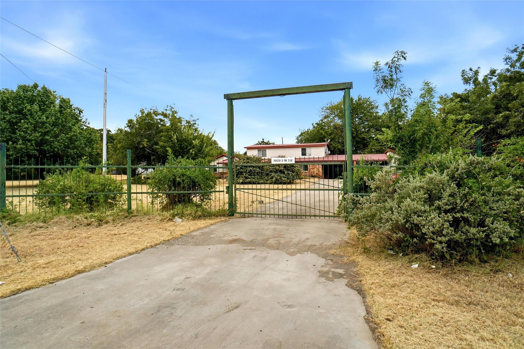 main property photo 38