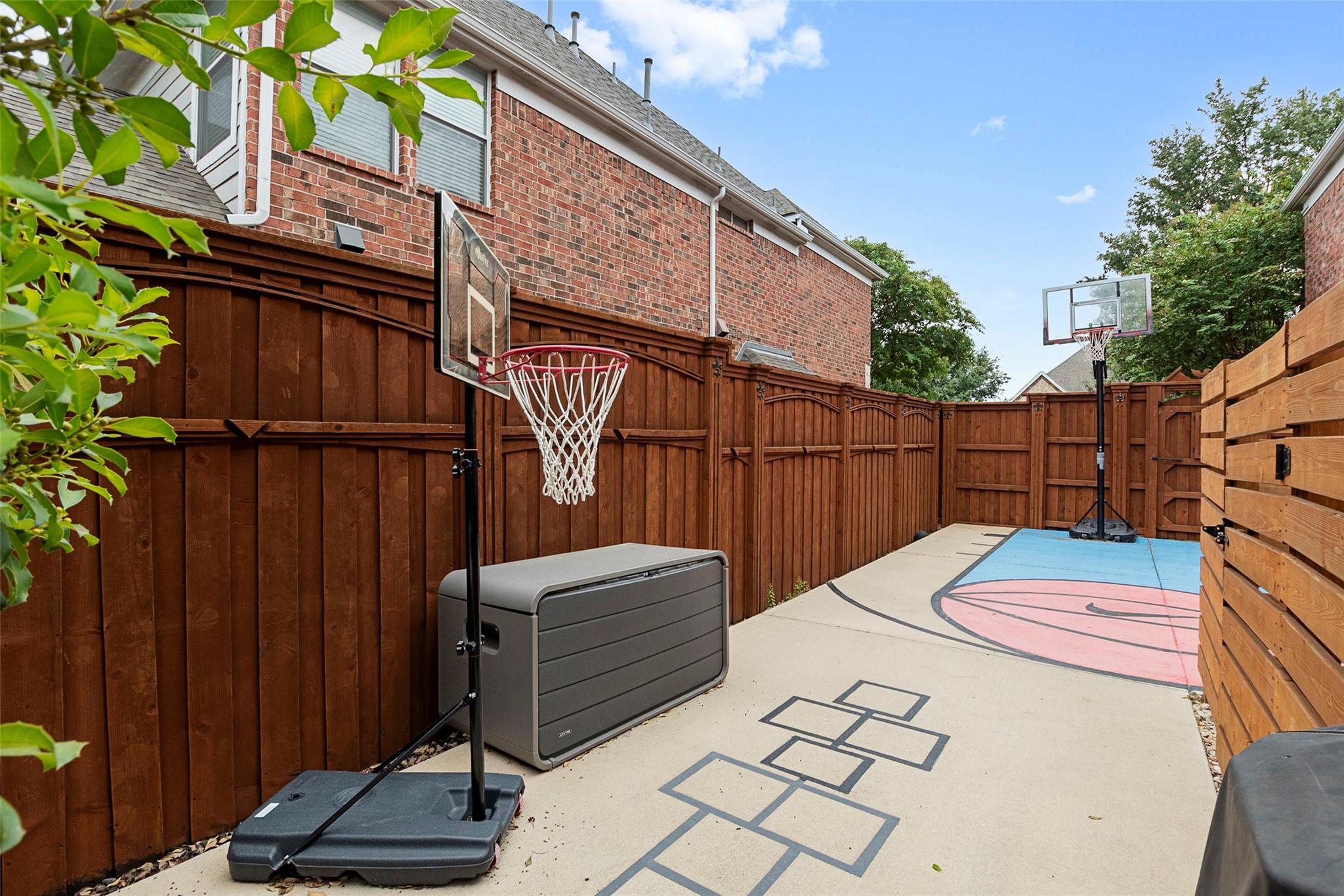 main property photo 21