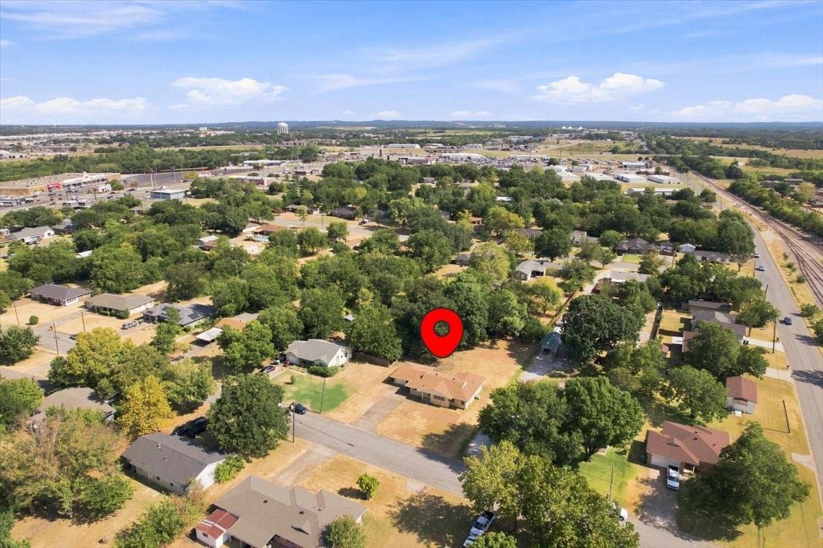 main property photo 38
