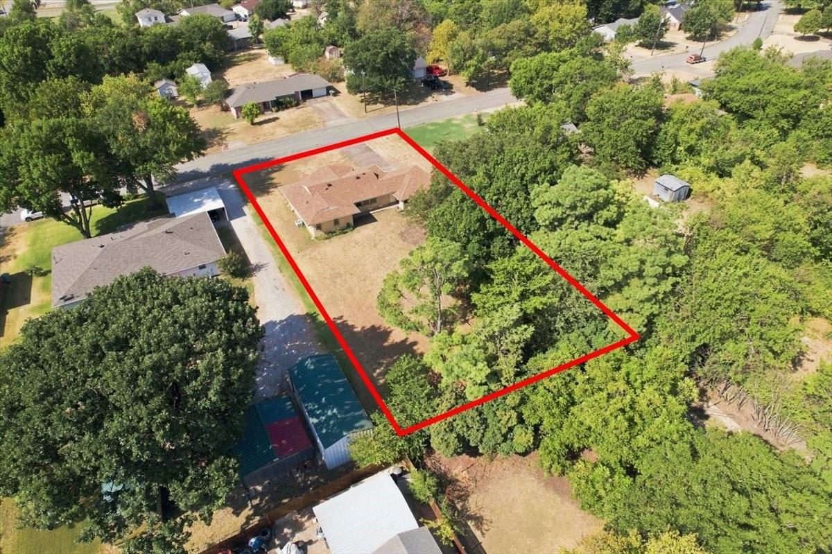 main property photo 39