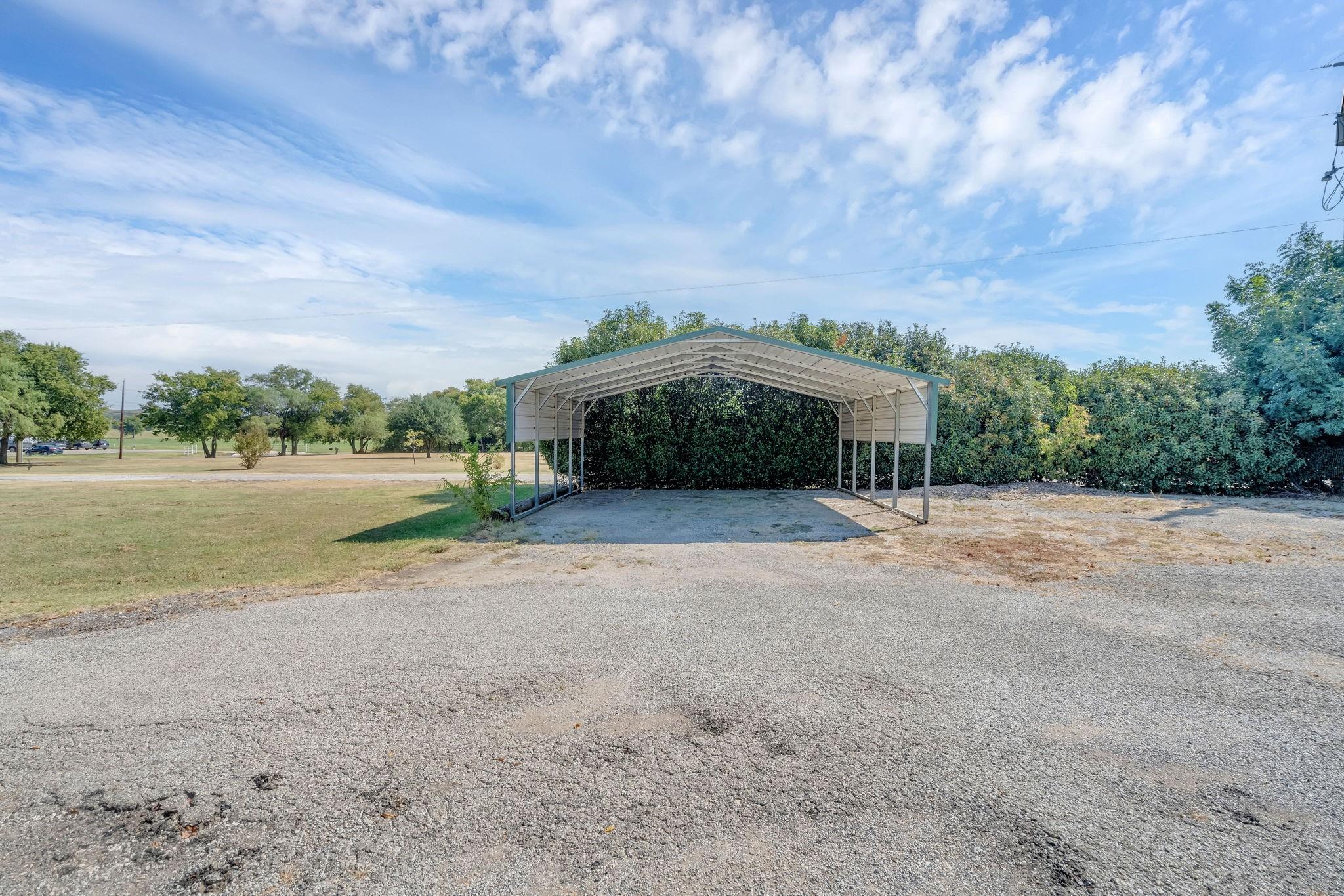 main property photo 29