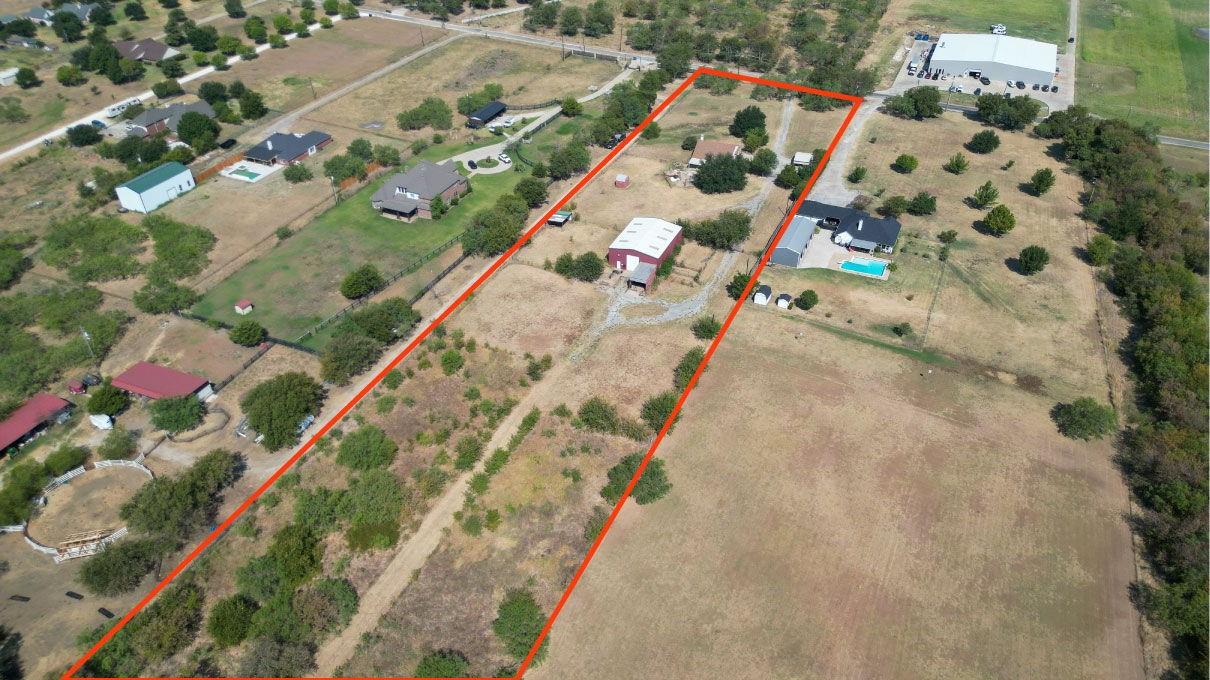 main property photo 37