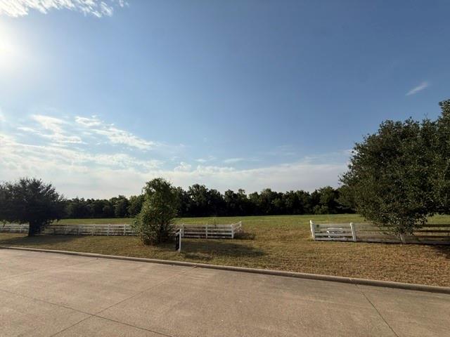 main property photo 11