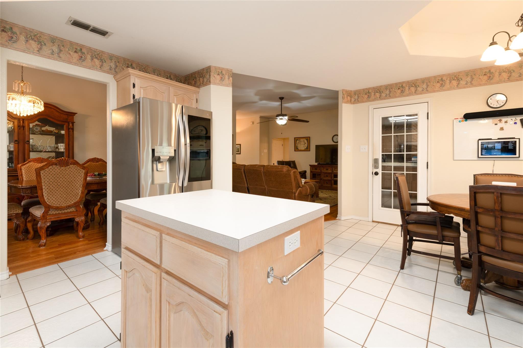 main property photo 12