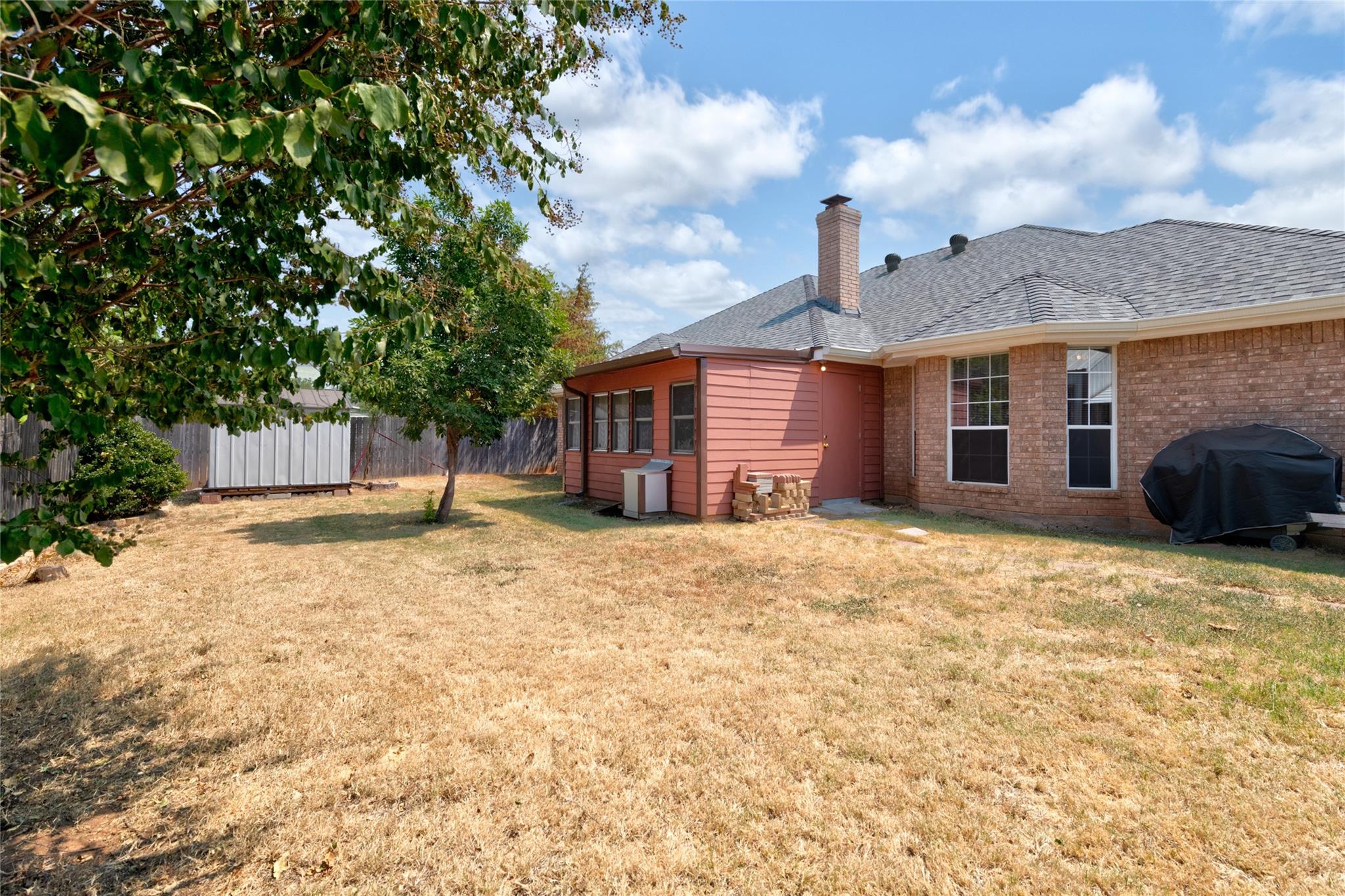 main property photo 26