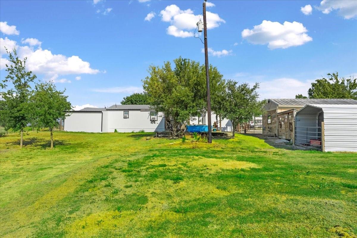 main property photo 32