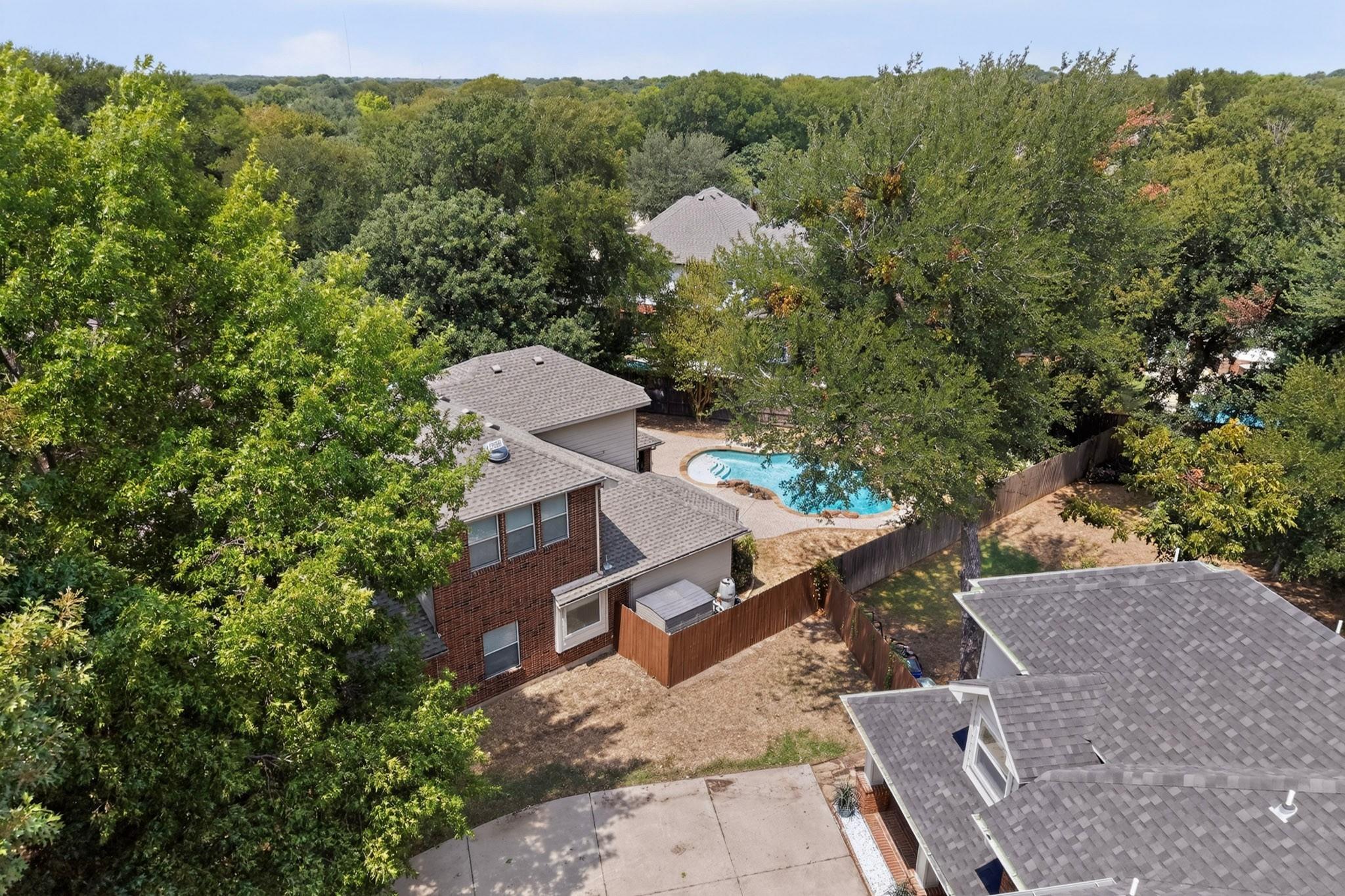 main property photo 36