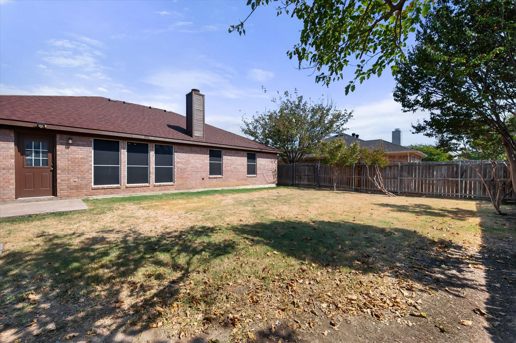 main property photo 20
