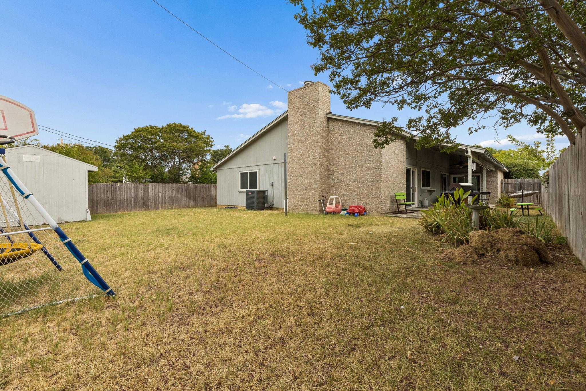 main property photo 20