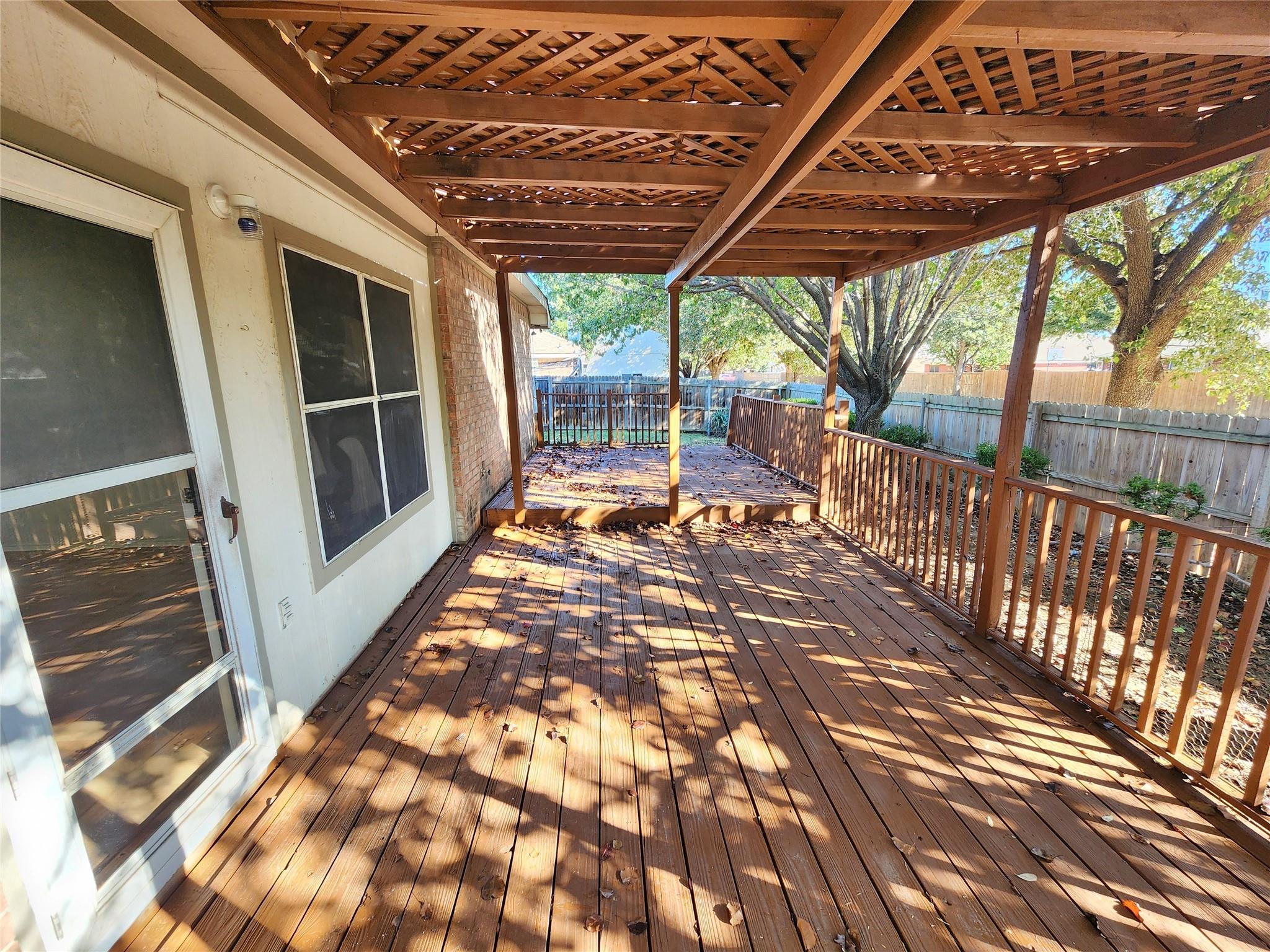 main property photo 16