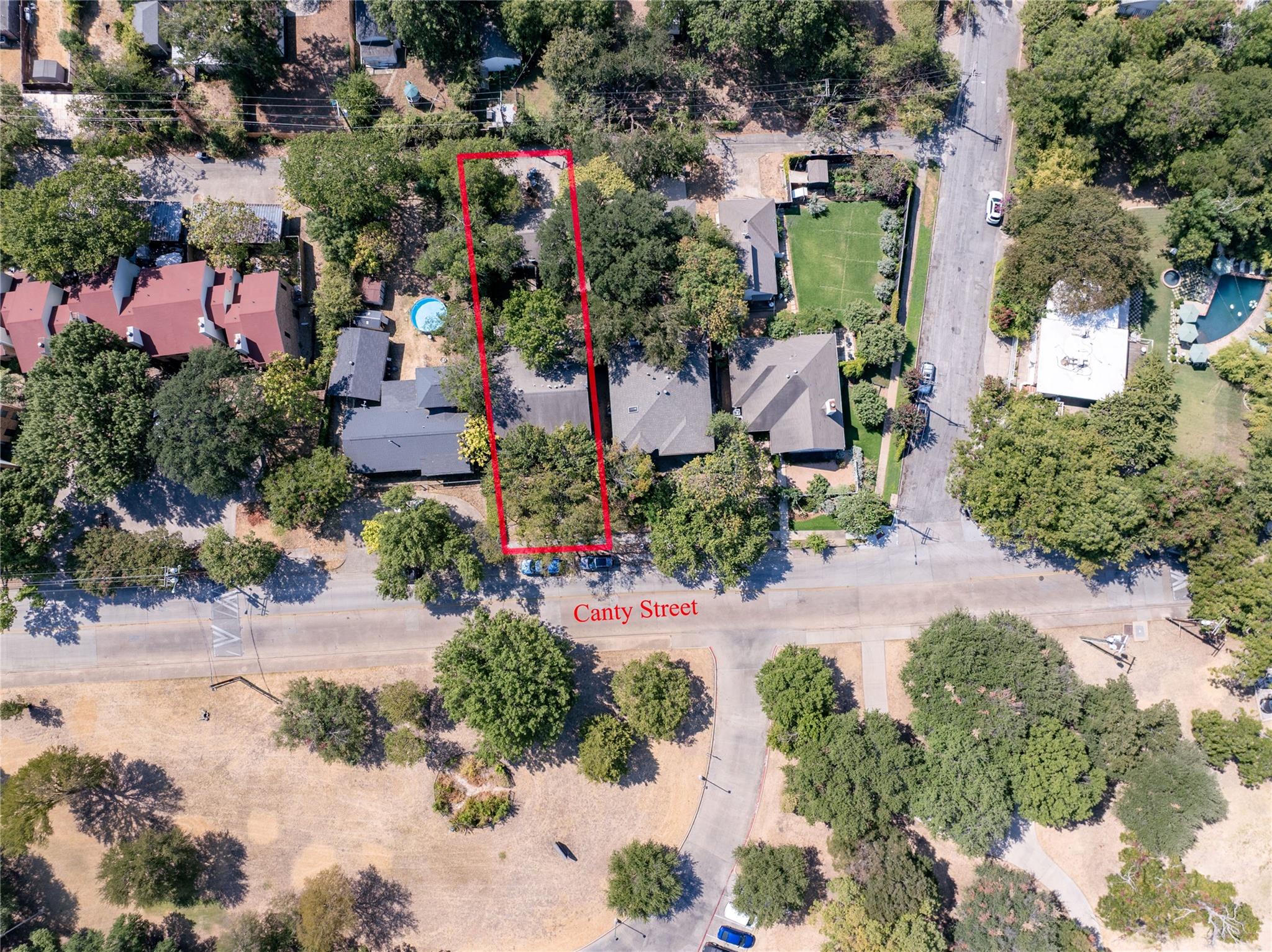 main property photo 15