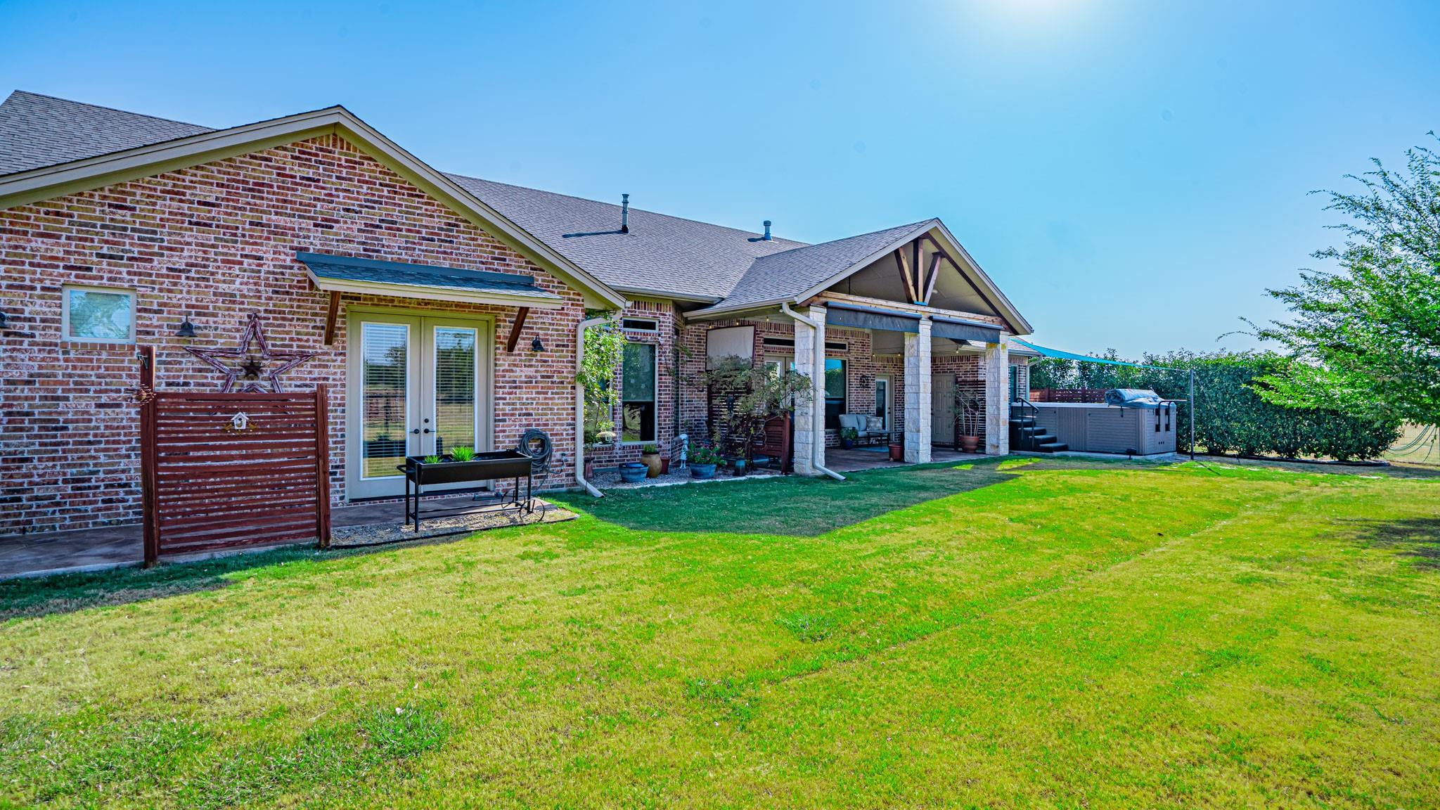 main property photo 36